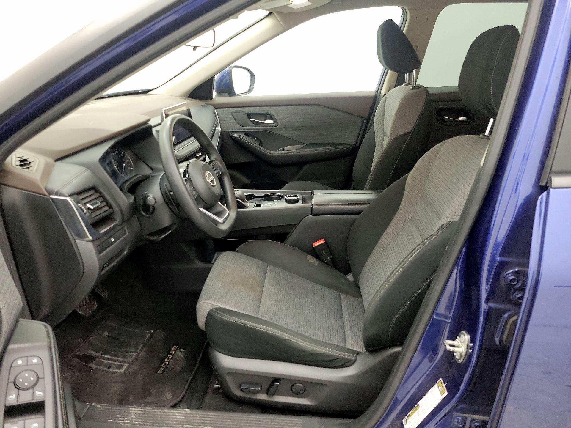 Thumbnail: 2023 Nissan Rogue - 11