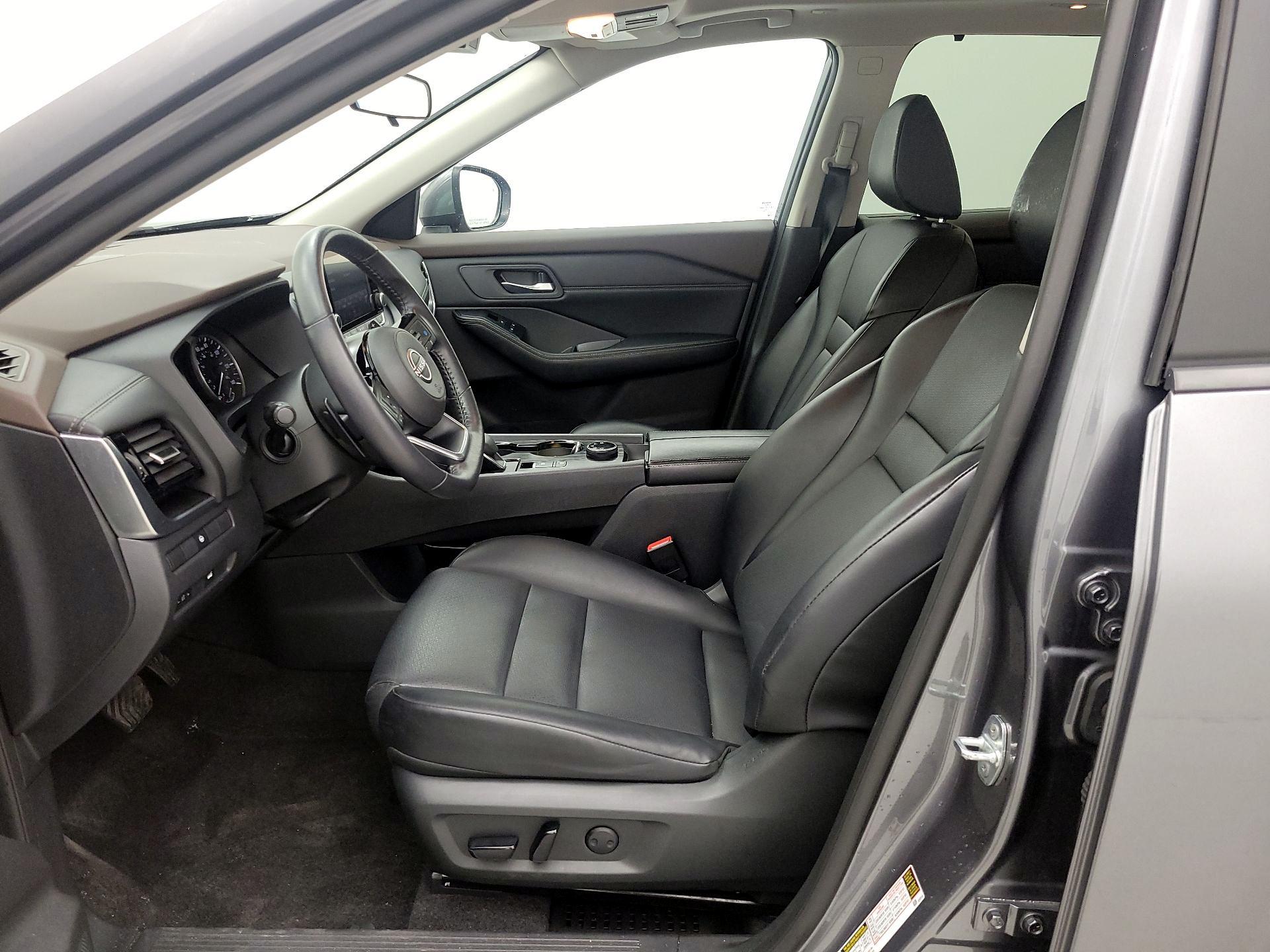 Thumbnail: 2023 Nissan Rogue - 11