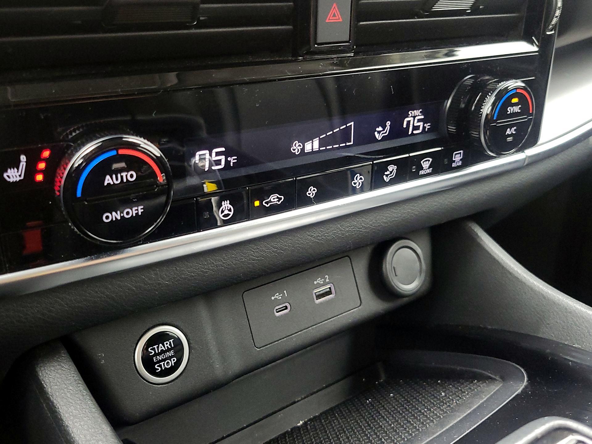 Thumbnail: 2023 Nissan Rogue - 16