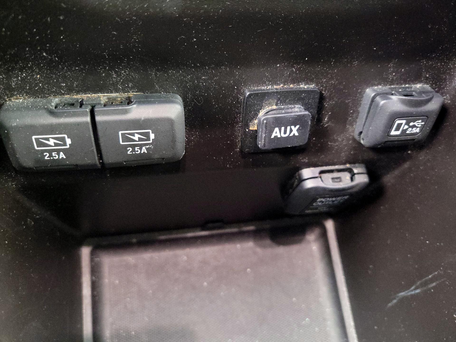 Thumbnail: 2020 Acura MDX - 19