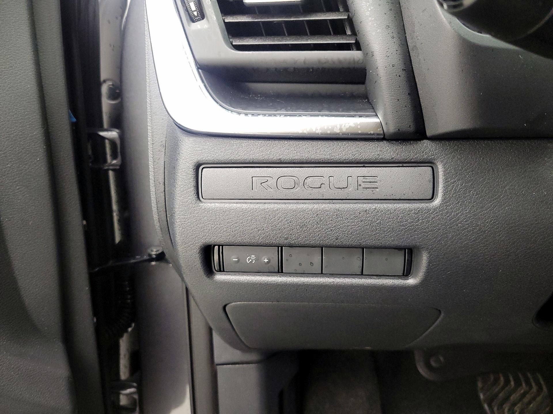 Thumbnail: 2023 Nissan Rogue - 13