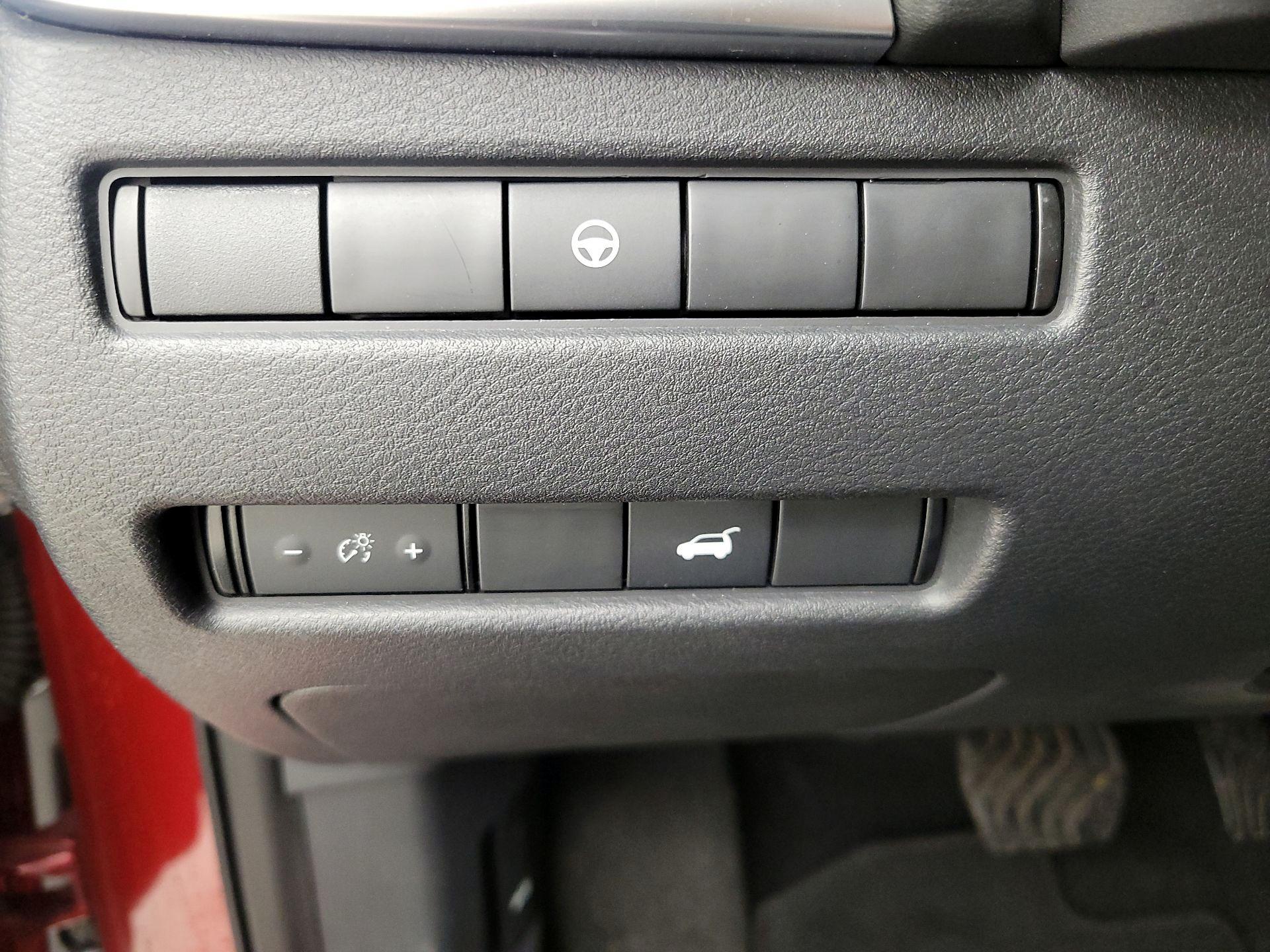 Thumbnail: 2021 Nissan Rogue - 13