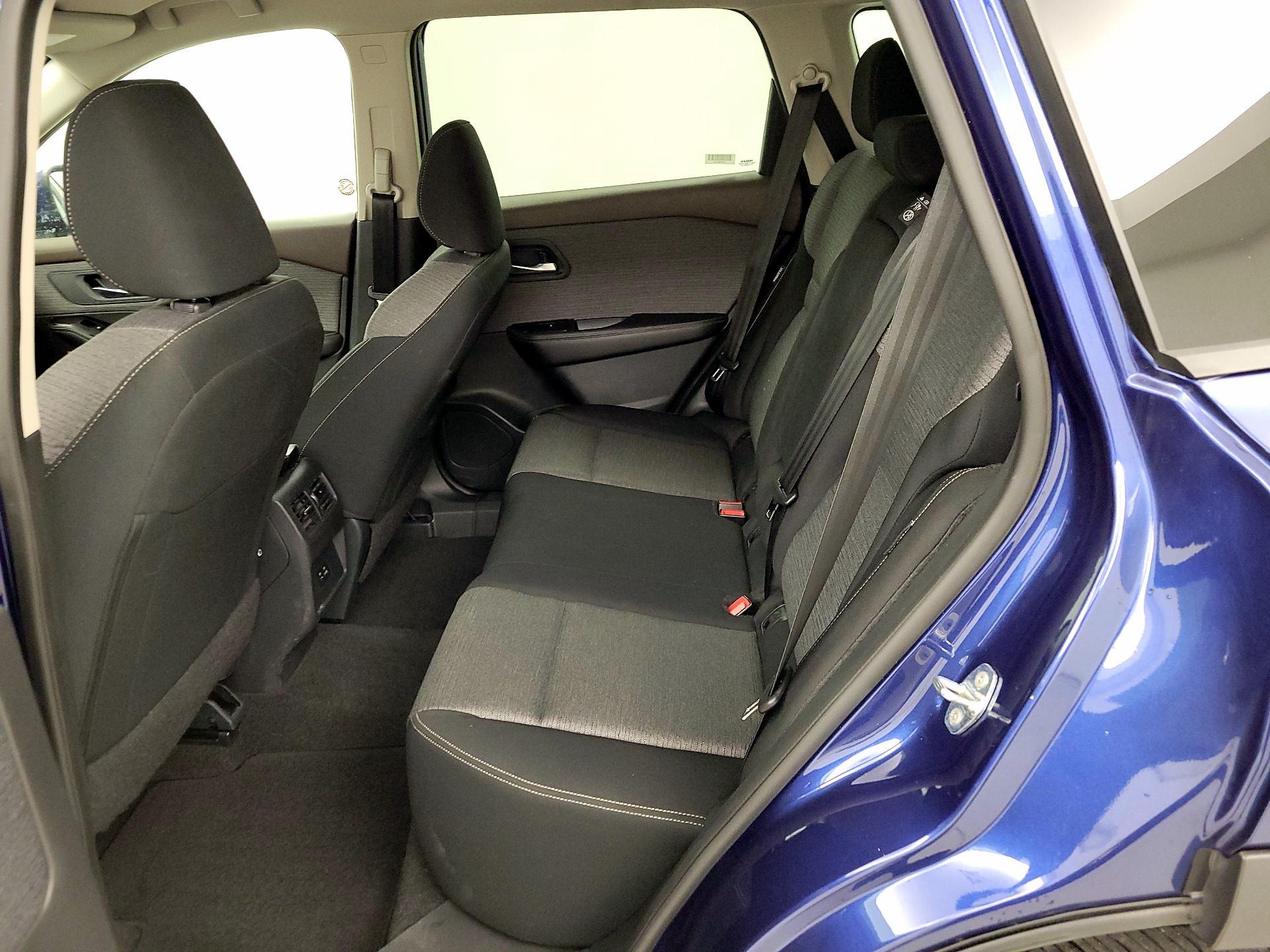 Thumbnail: 2023 Nissan Rogue - 19