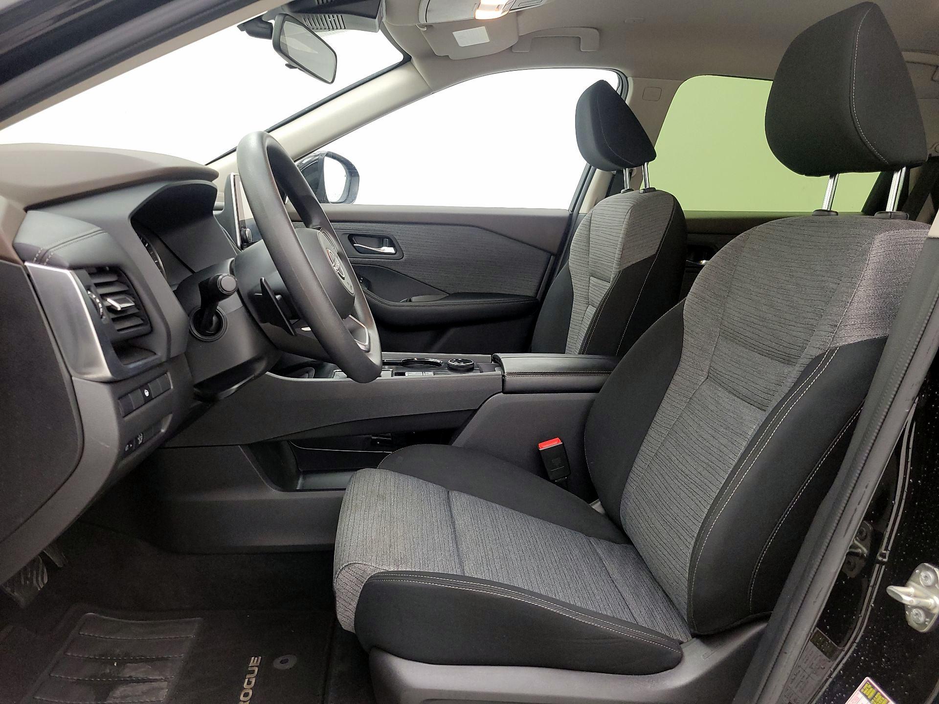 Thumbnail: 2023 Nissan Rogue - 11