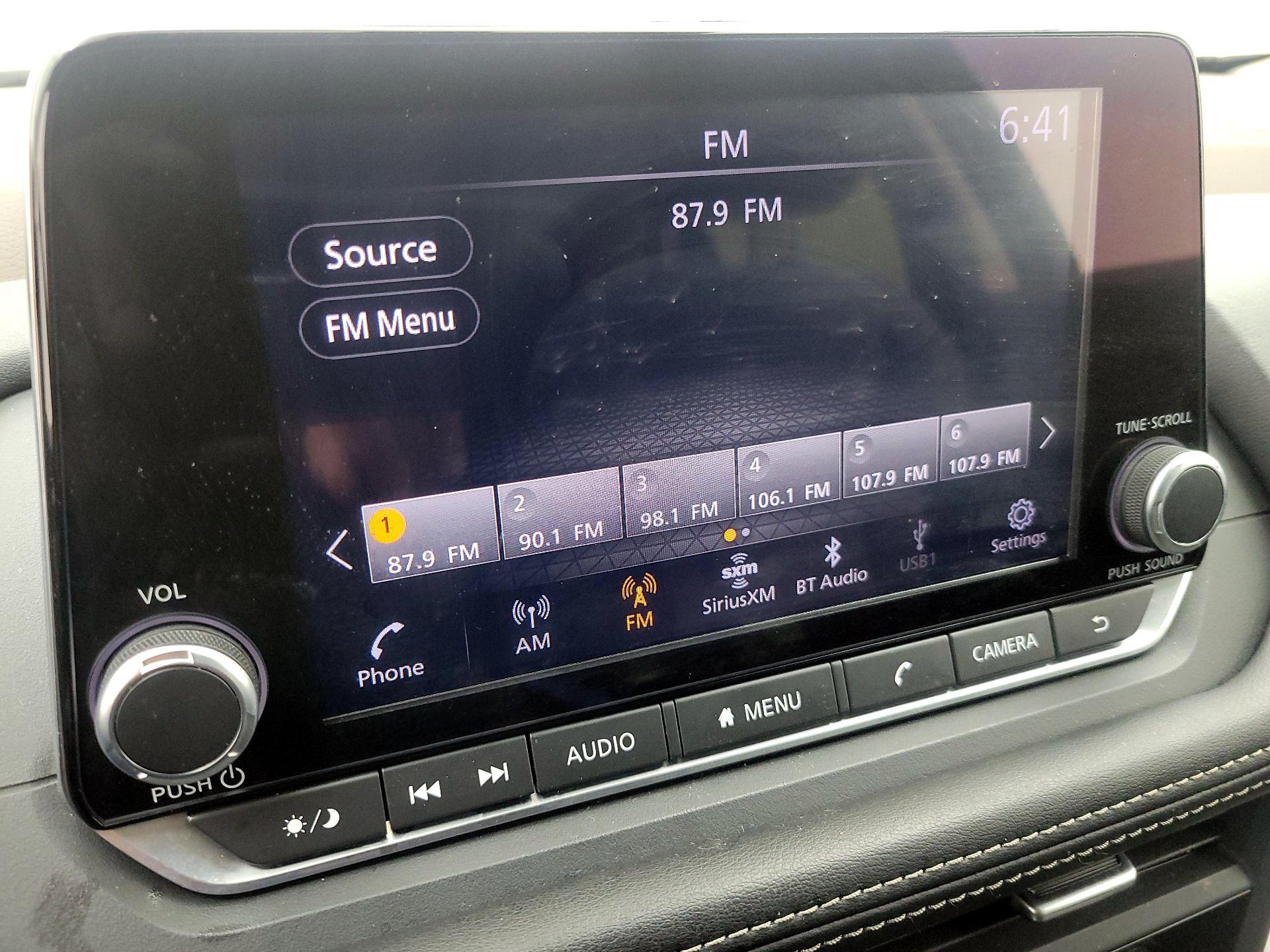 Thumbnail: 2023 Nissan Rogue - 15