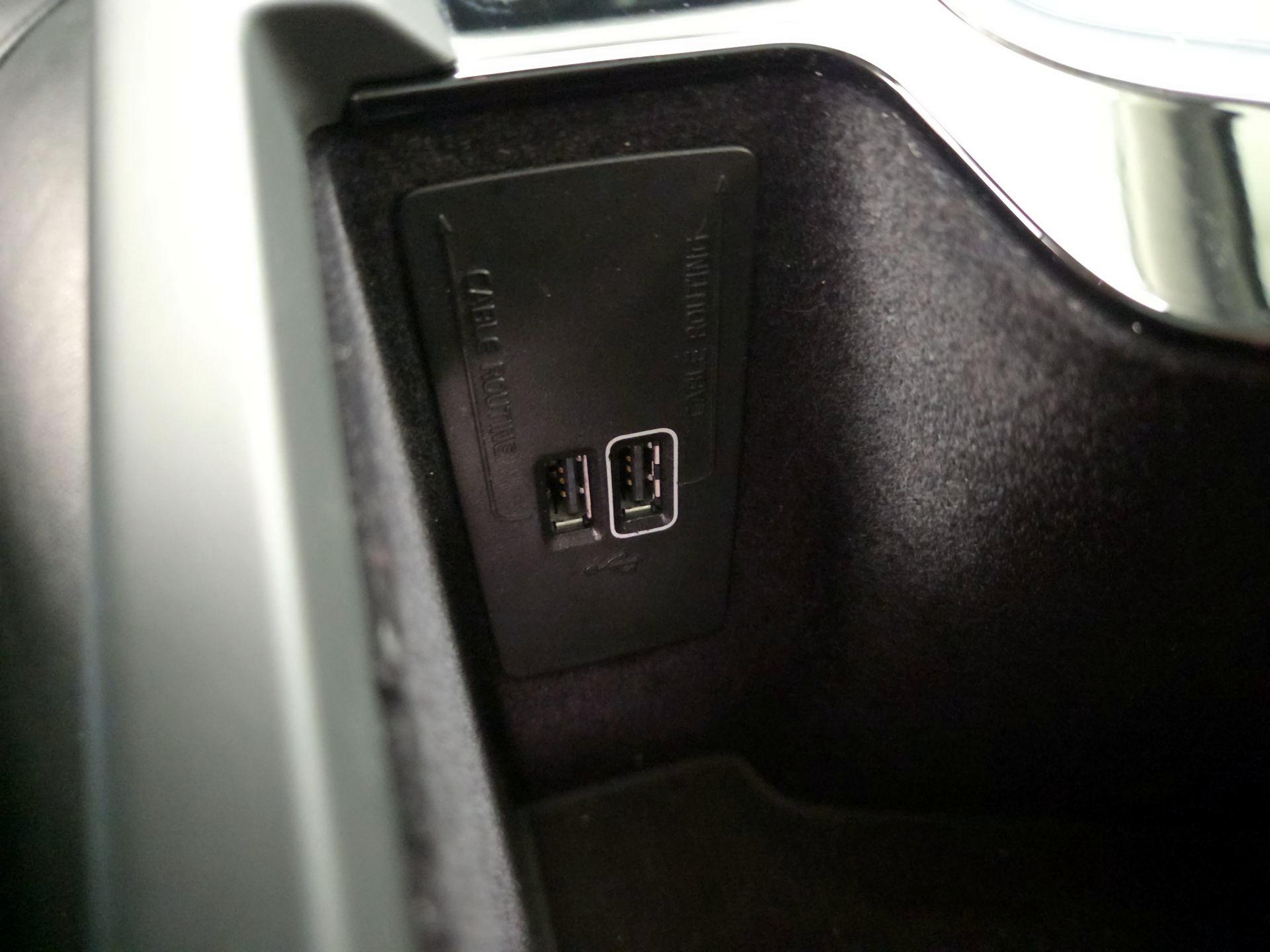 Thumbnail: 2022 Volvo S60 - 19