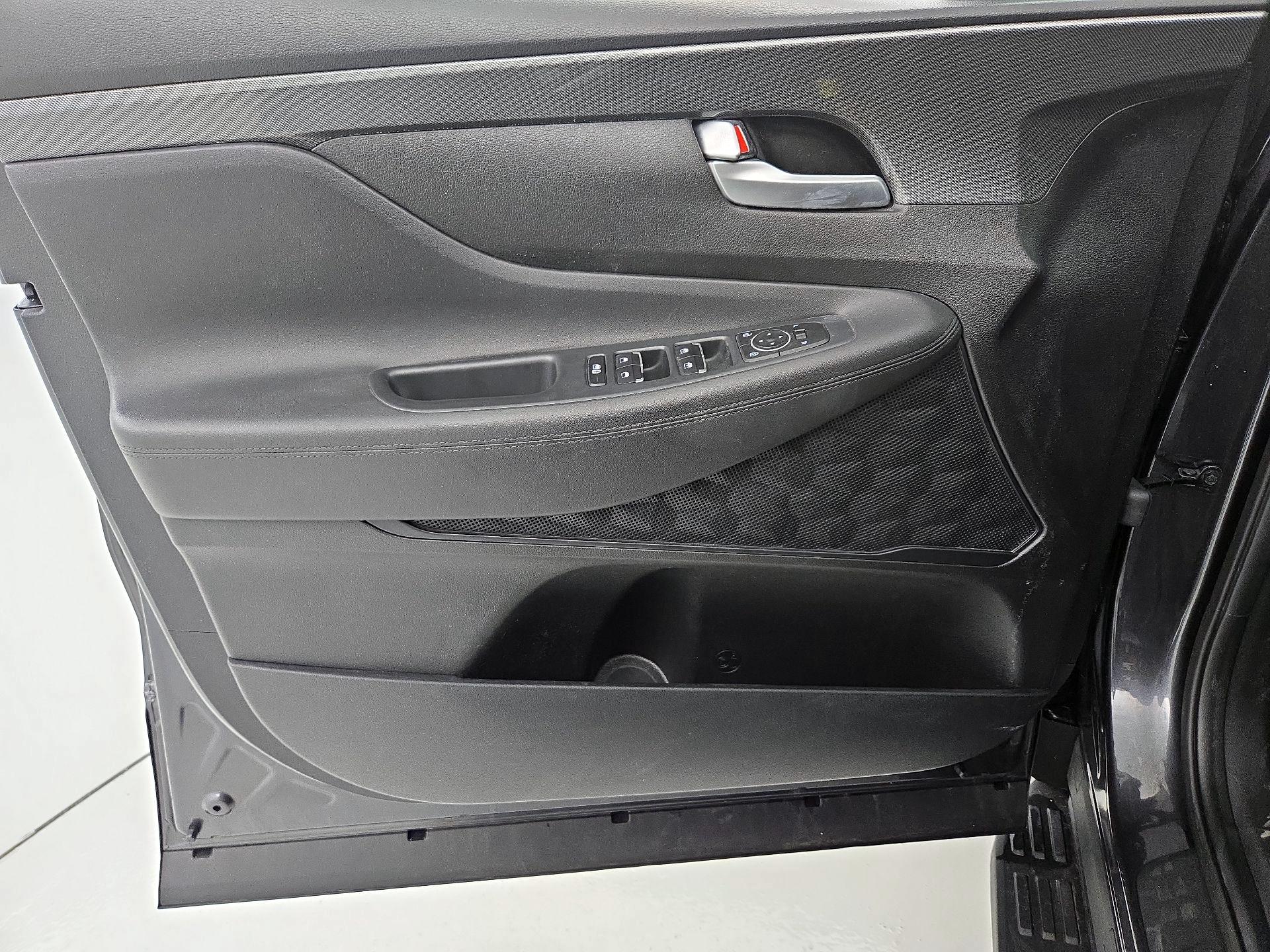 Thumbnail: 2022 Hyundai Santa Fe - 12