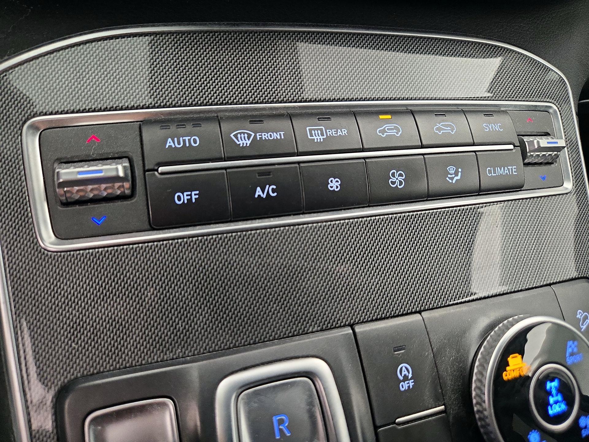 Thumbnail: 2022 Hyundai Santa Fe - 16