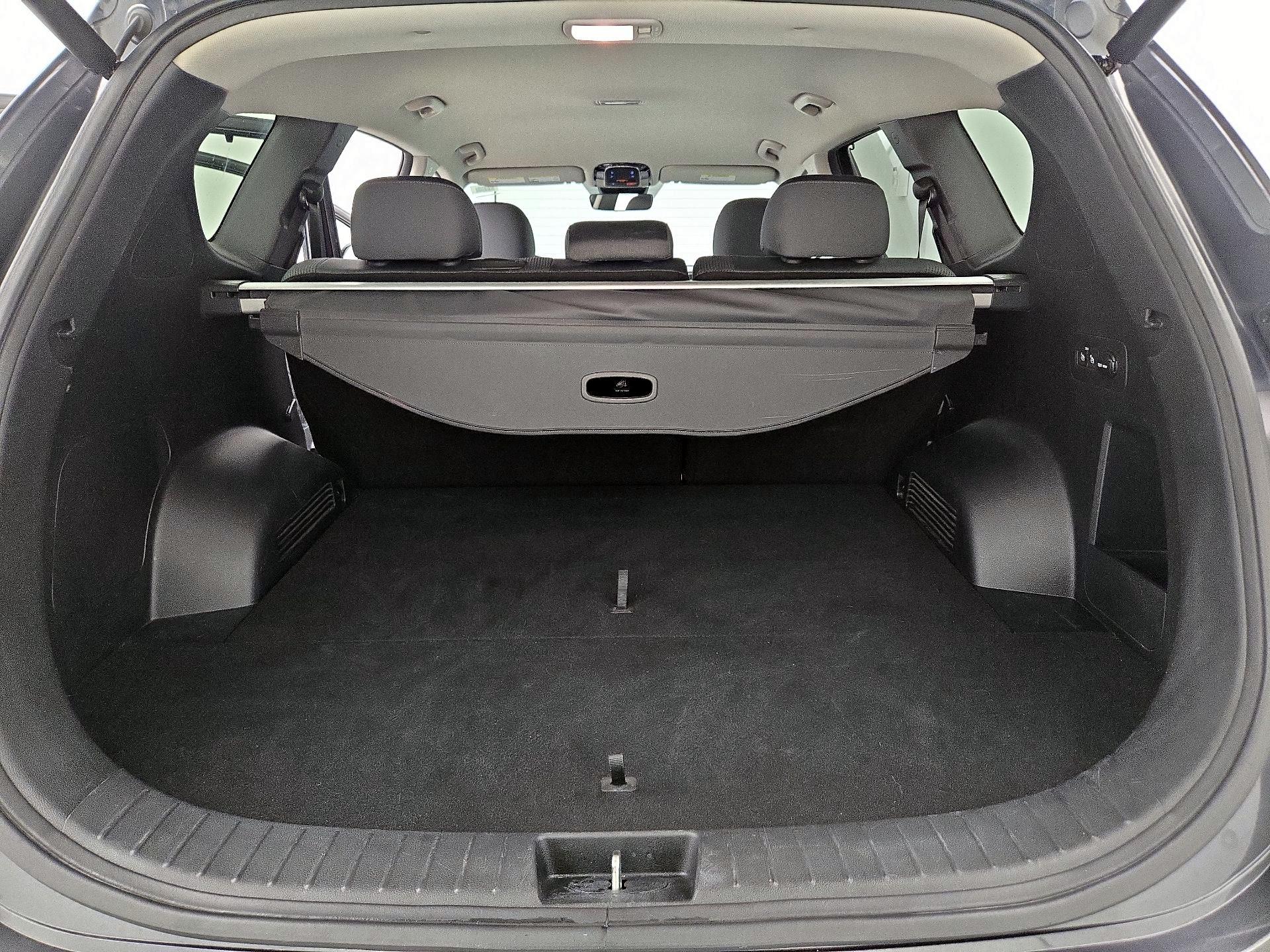 Thumbnail: 2022 Hyundai Santa Fe - 20