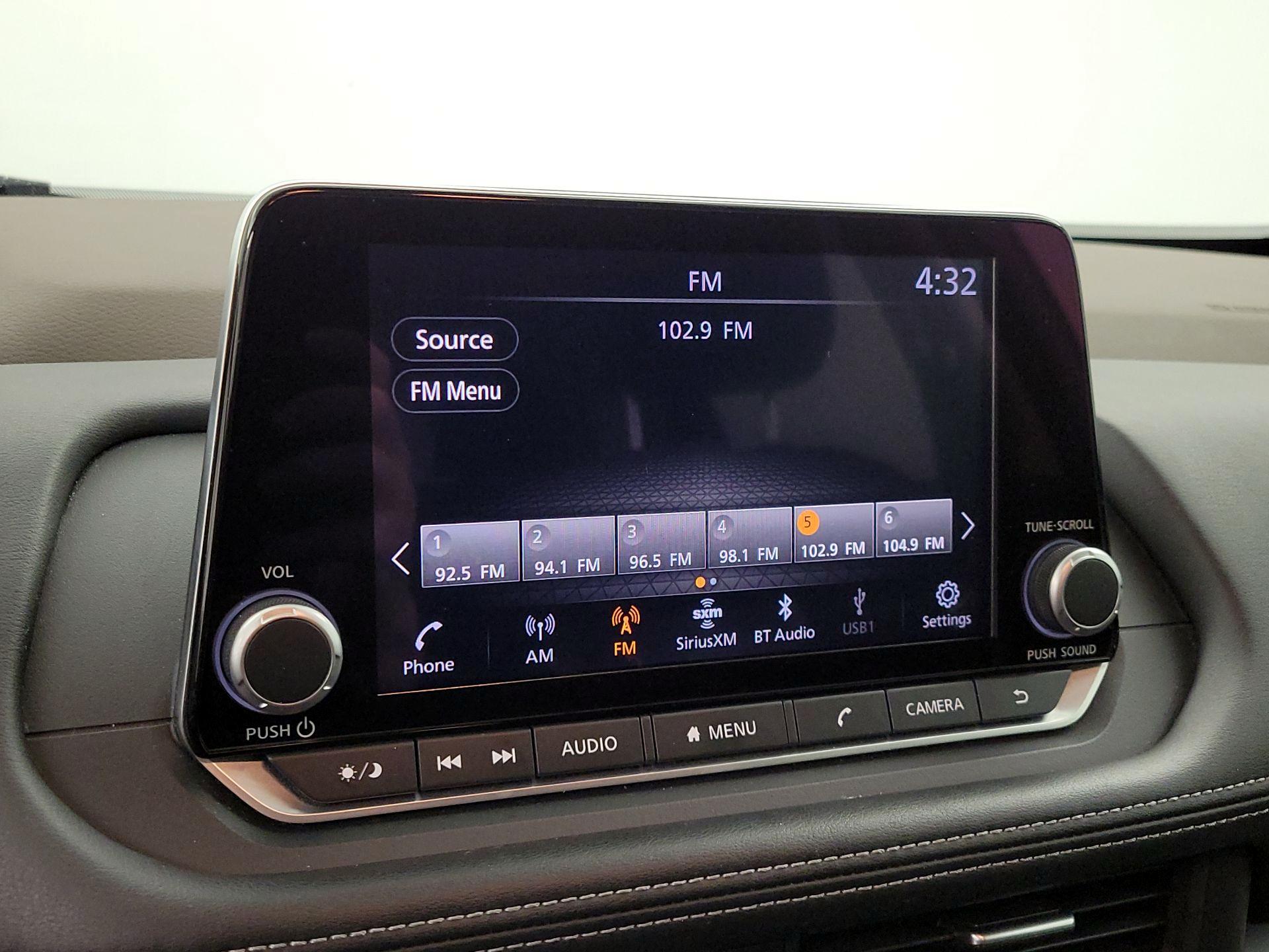 Thumbnail: 2023 Nissan Rogue - 15