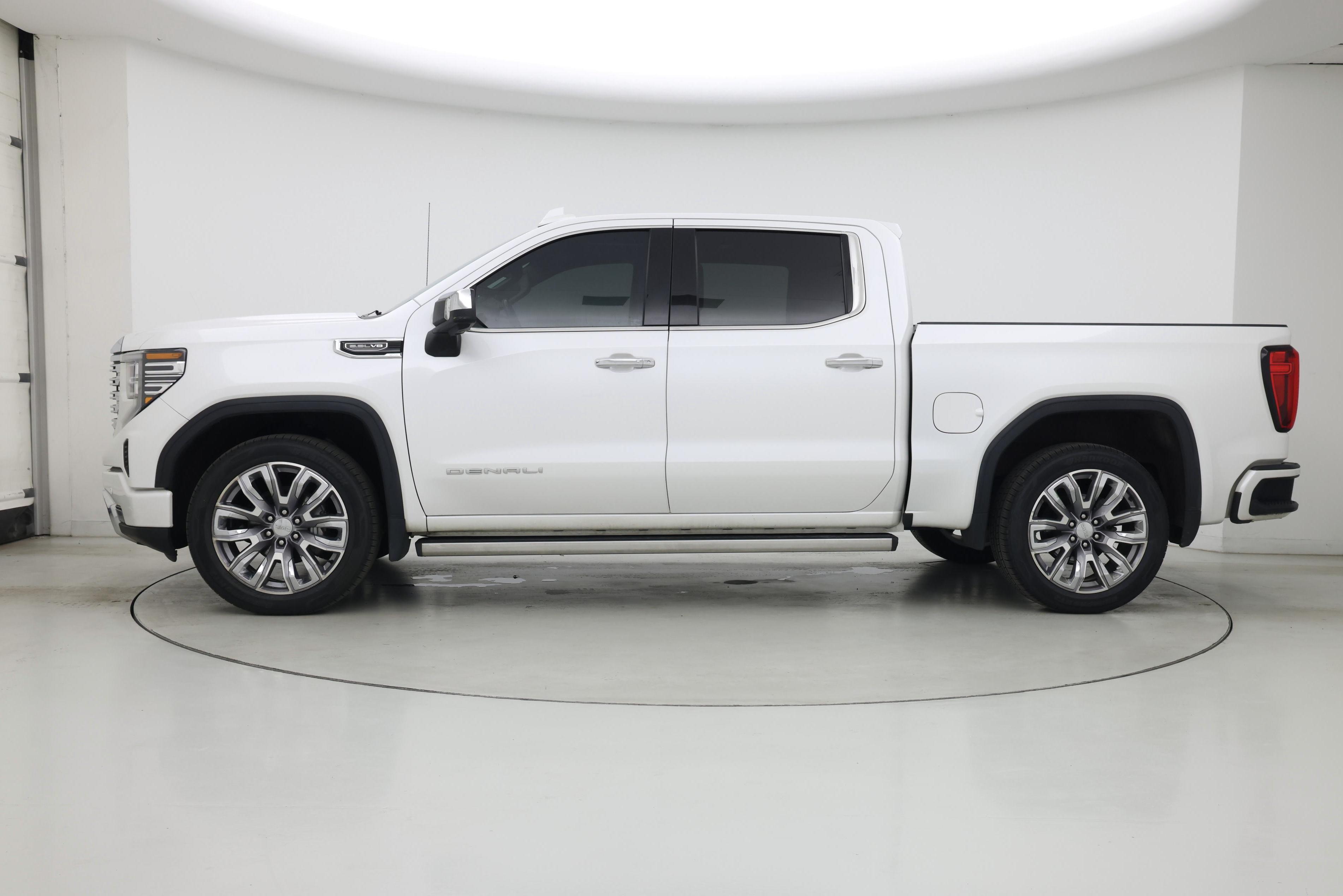 Thumbnail: 2022 GMC Sierra 1500 - 3