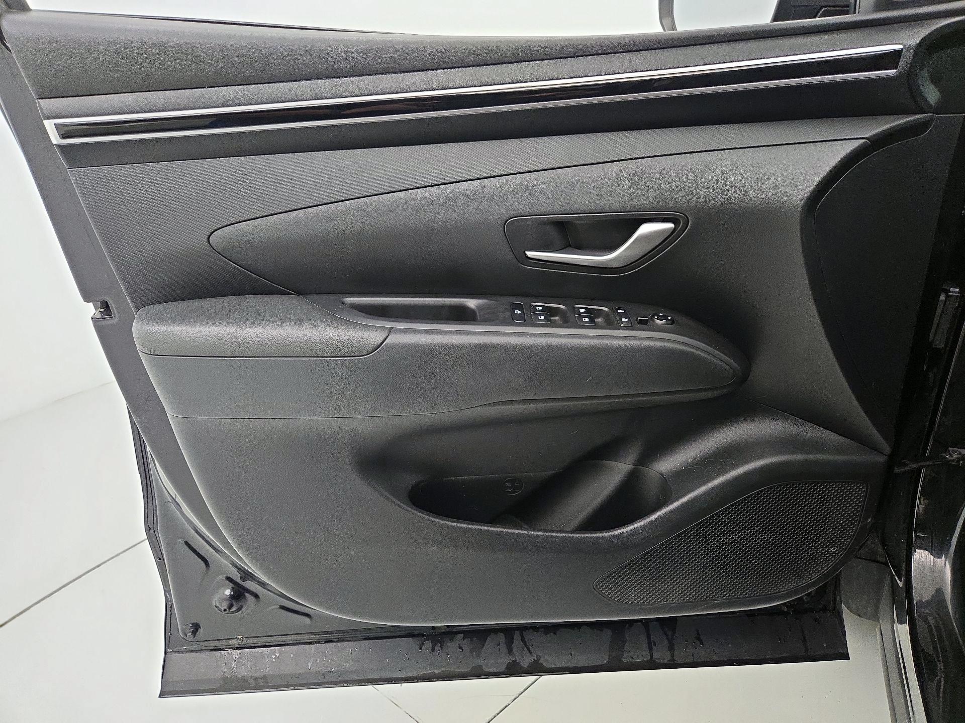 Thumbnail: 2022 Hyundai Santa Cruz - 12