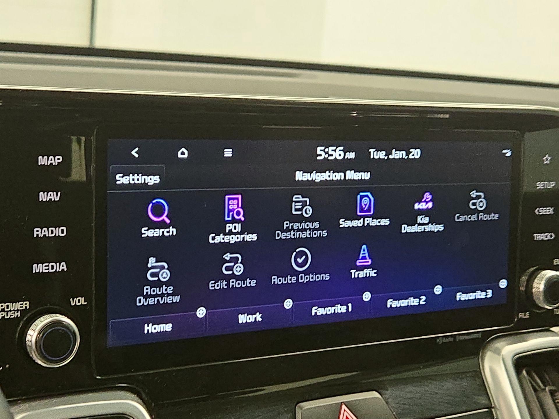 Thumbnail: 2023 Kia Sorento - 14