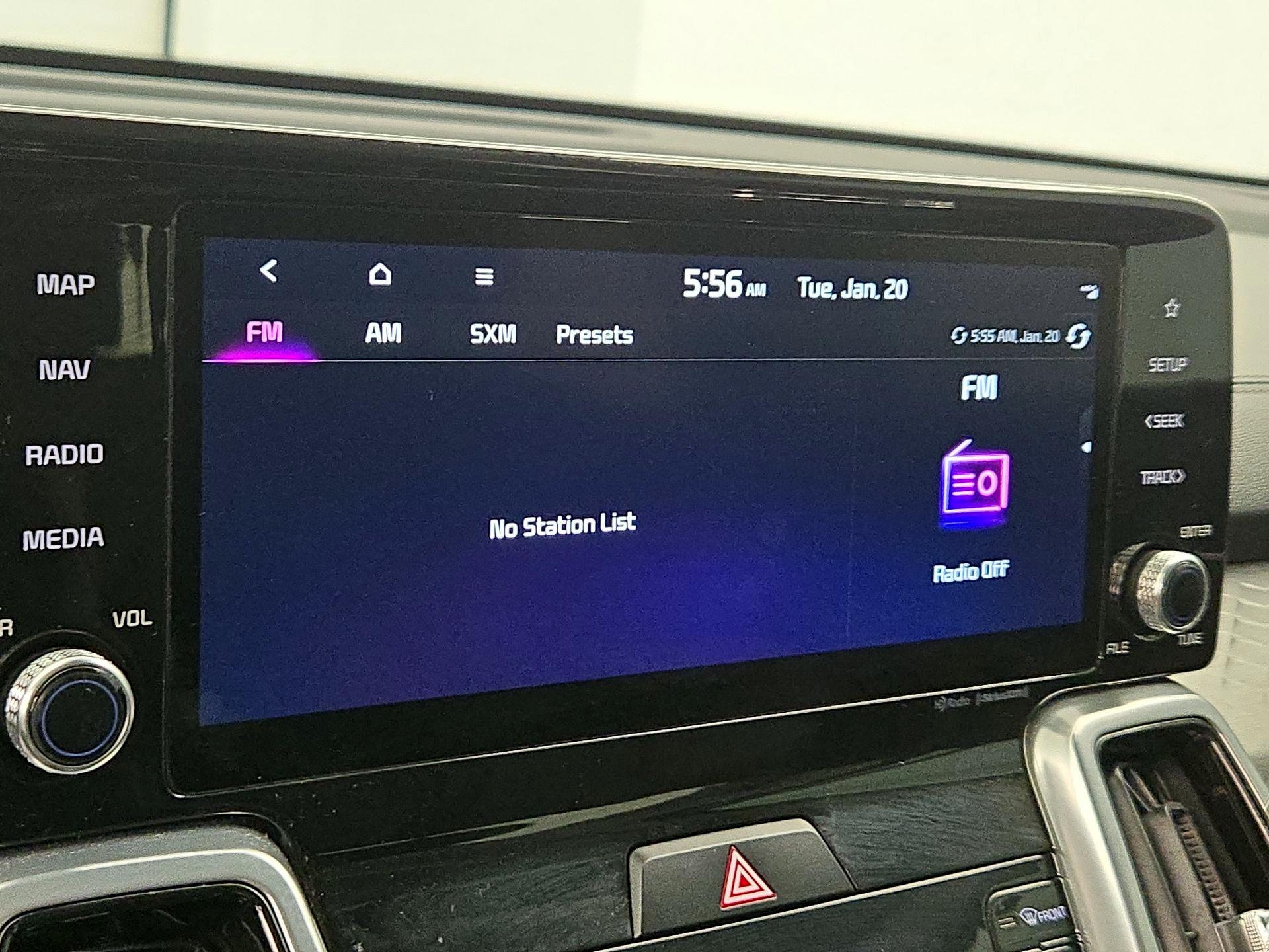 Thumbnail: 2023 Kia Sorento - 16