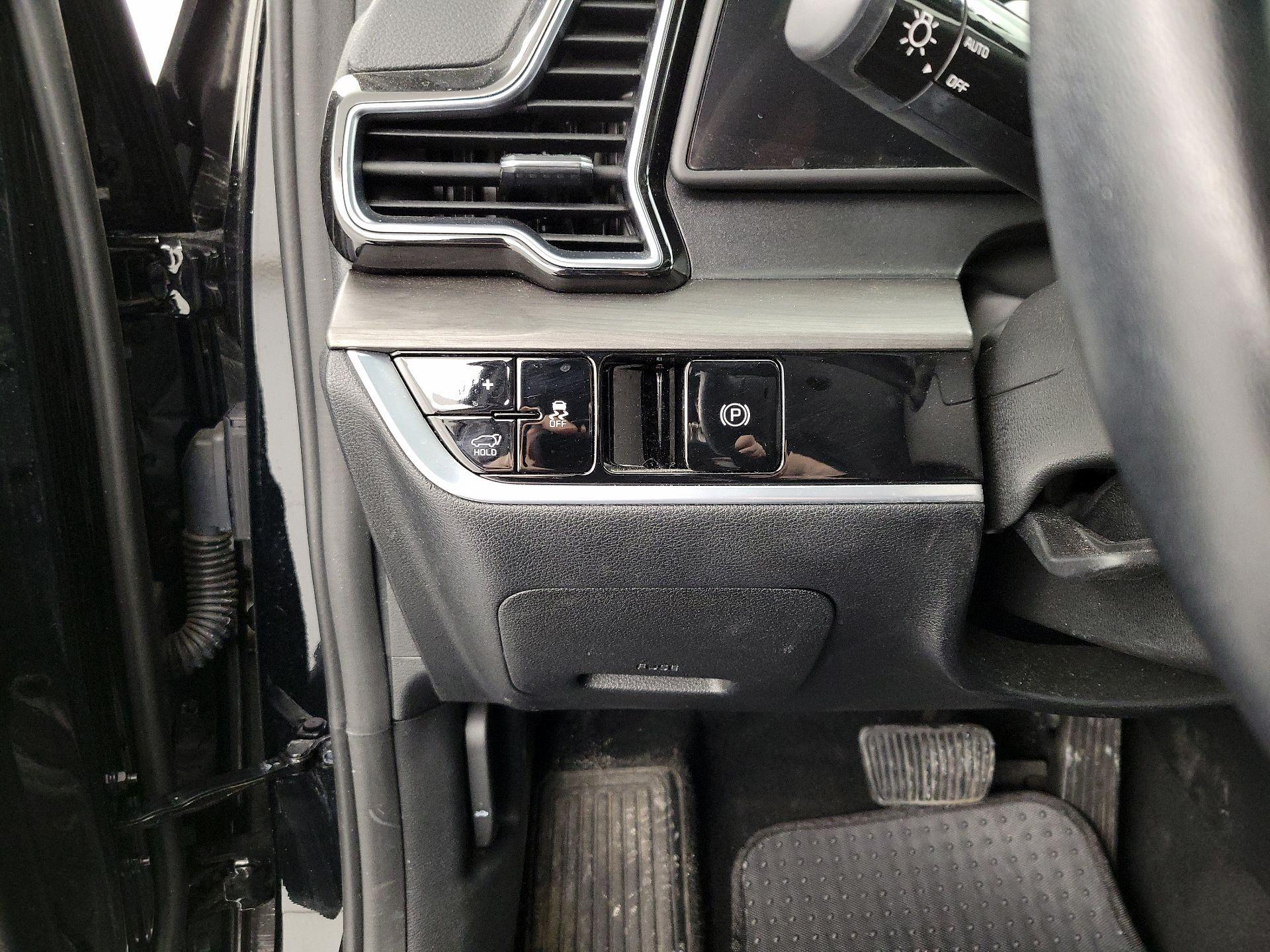 Thumbnail: 2023 Kia Sportage - 13