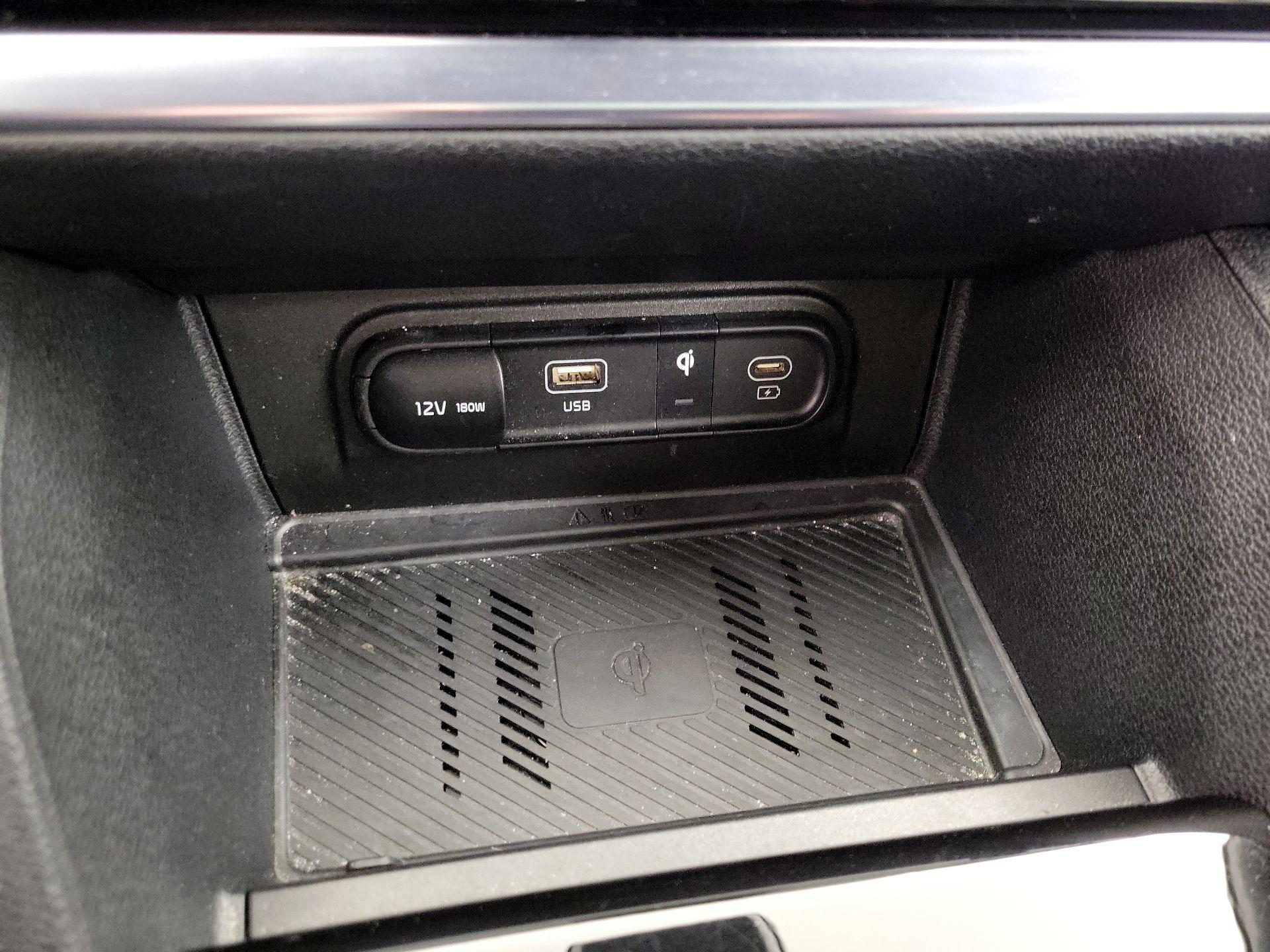 Thumbnail: 2023 Kia Sportage - 19