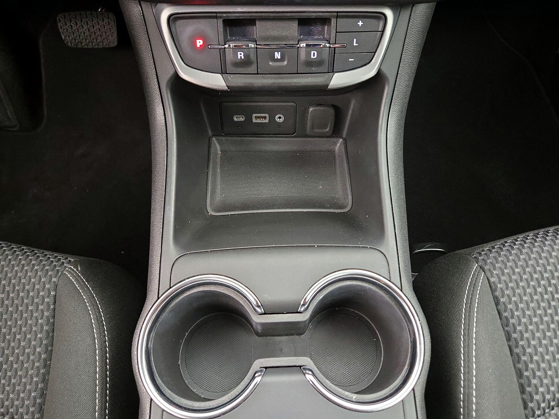 Thumbnail: 2023 GMC Terrain - 17