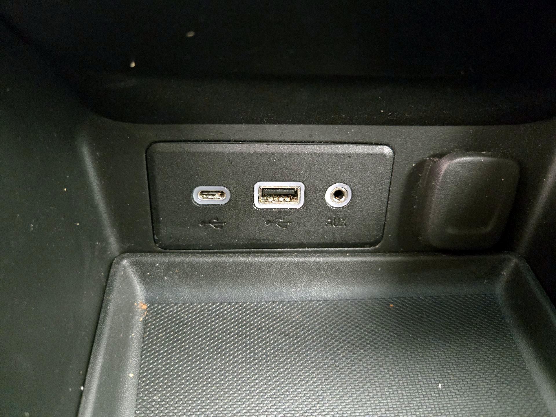 Thumbnail: 2023 GMC Terrain - 18