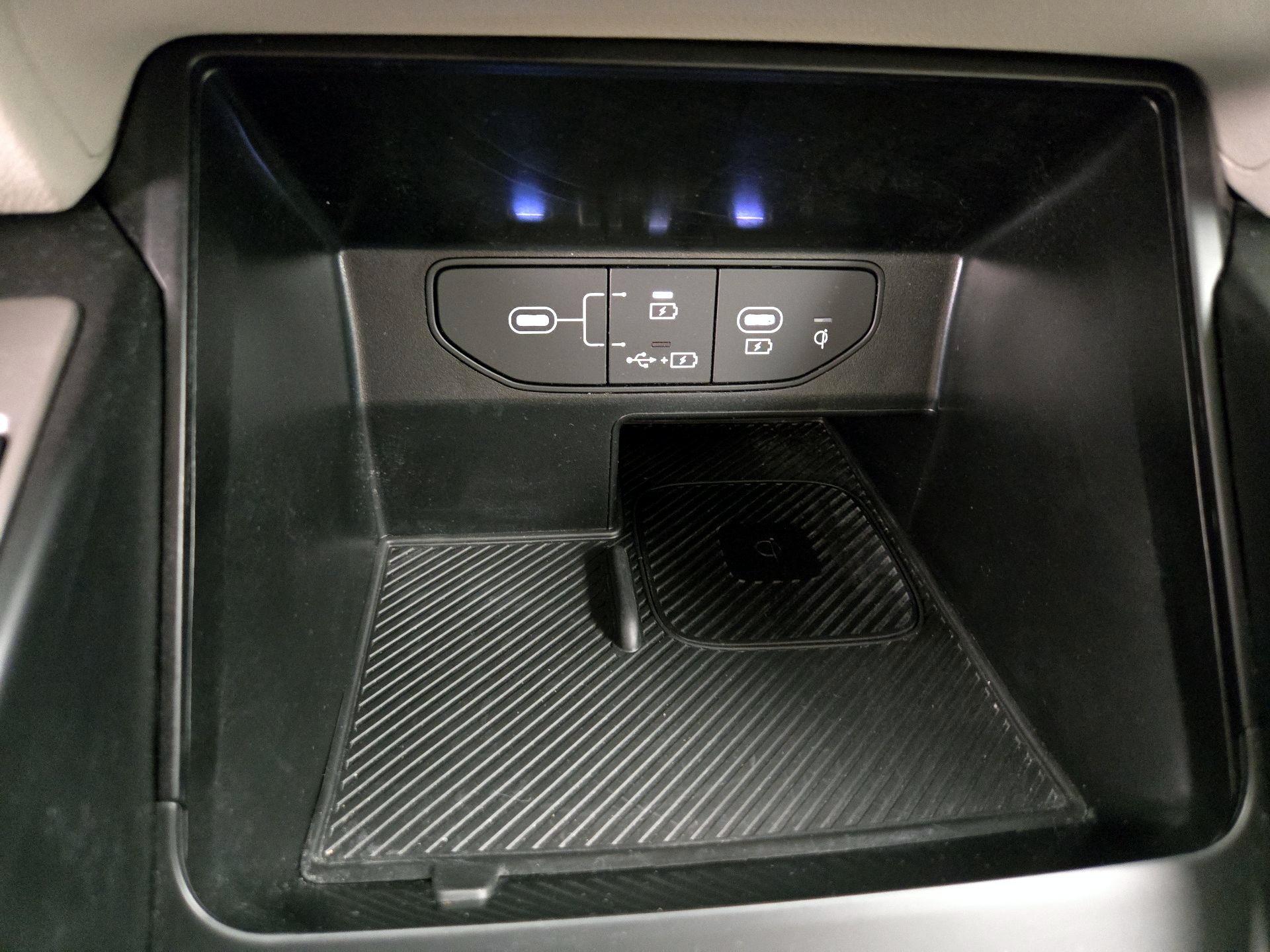 Thumbnail: 2024 Kia Sorento - 19