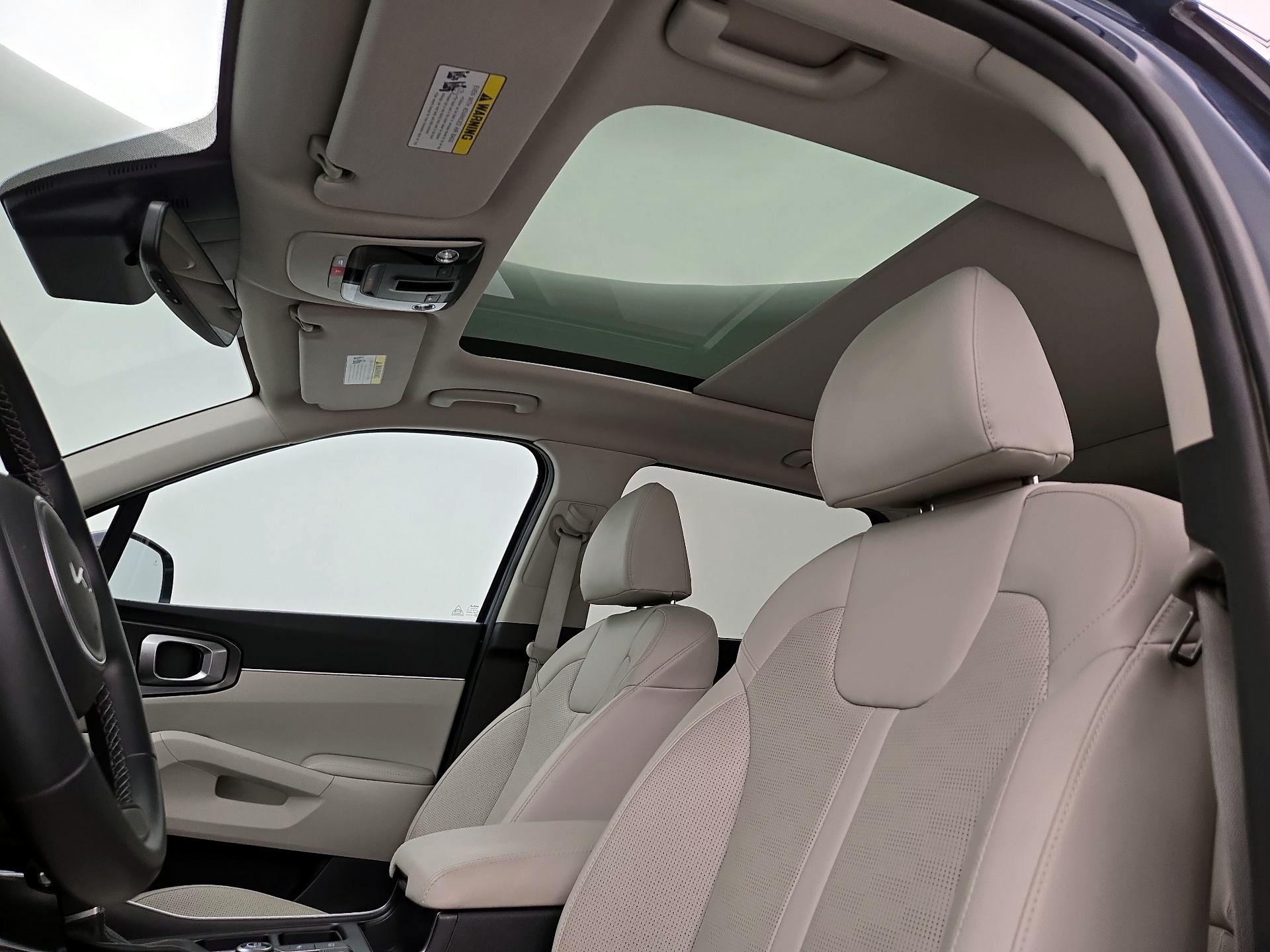 Thumbnail: 2024 Kia Sorento - 20