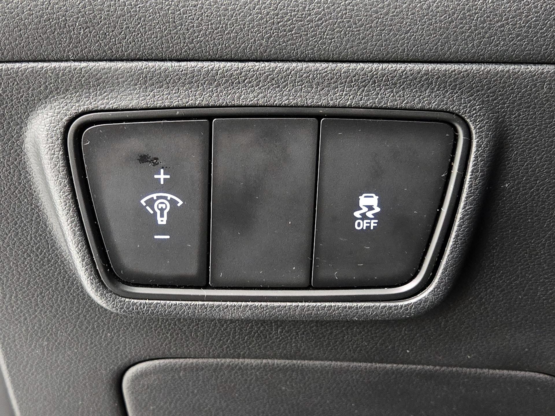 Thumbnail: 2022 Hyundai Tucson - 13