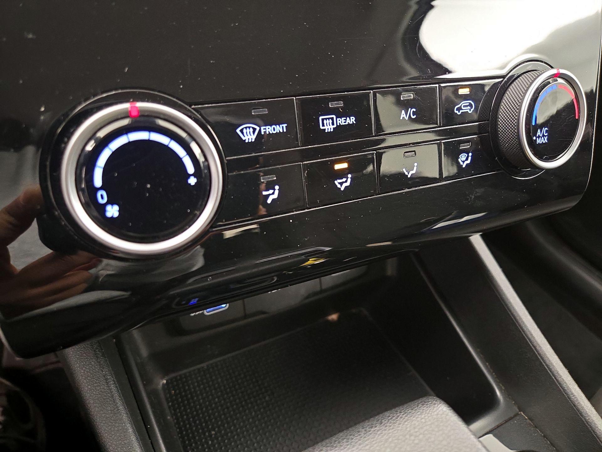 Thumbnail: 2022 Hyundai Tucson - 16