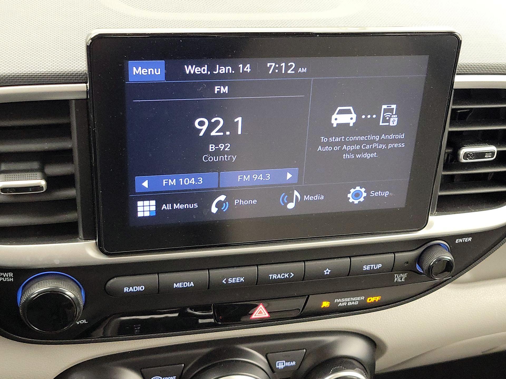 Thumbnail: 2023 Hyundai Venue - 15