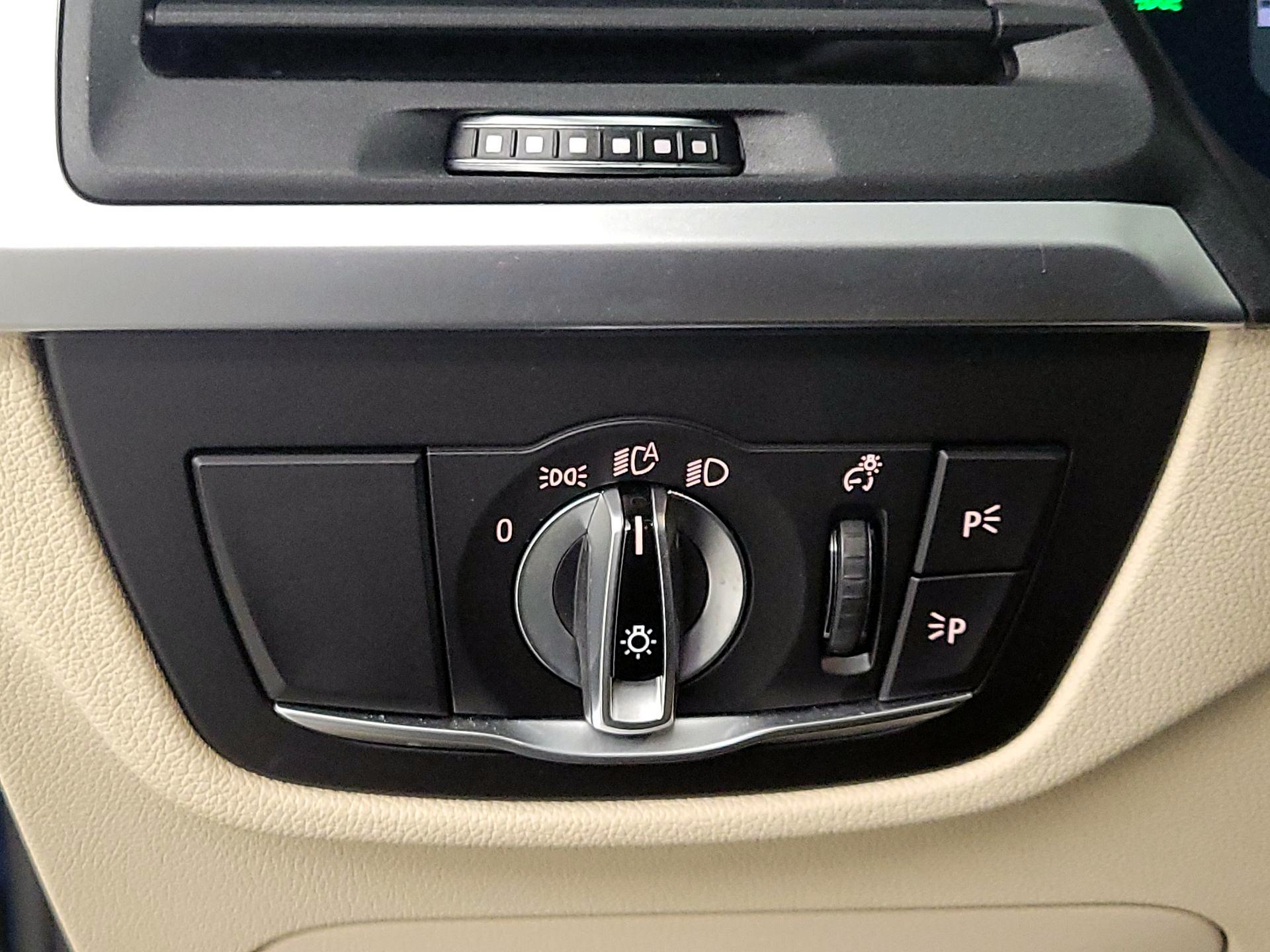 Thumbnail: 2022 BMW X3 - 13