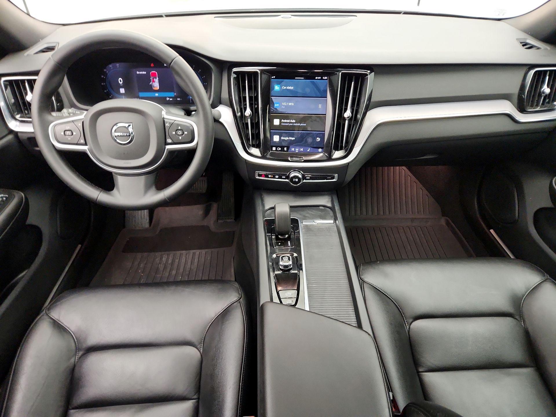 Thumbnail: 2023 Volvo S60 - 9