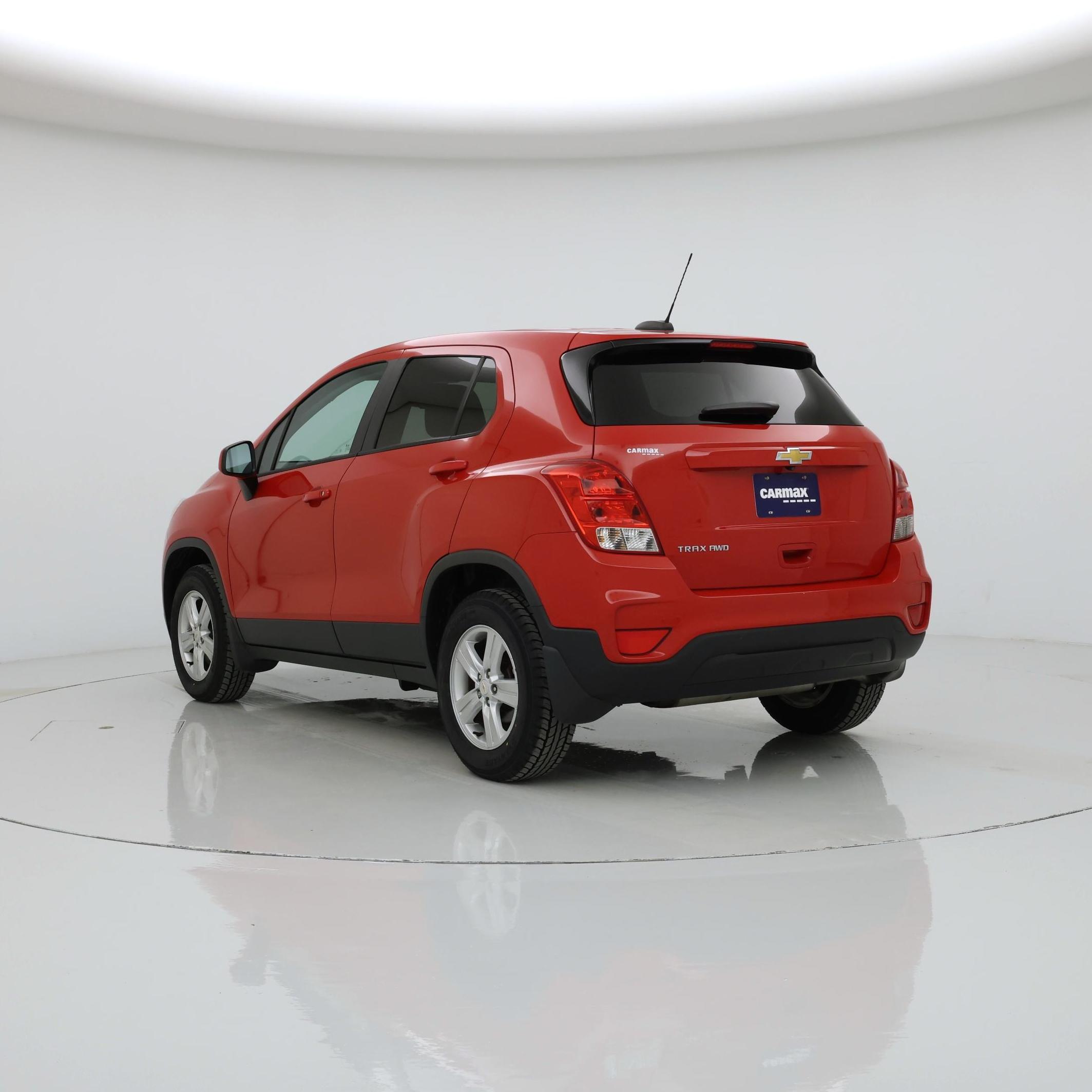 Thumbnail: 2020 Chevrolet Trax - 2