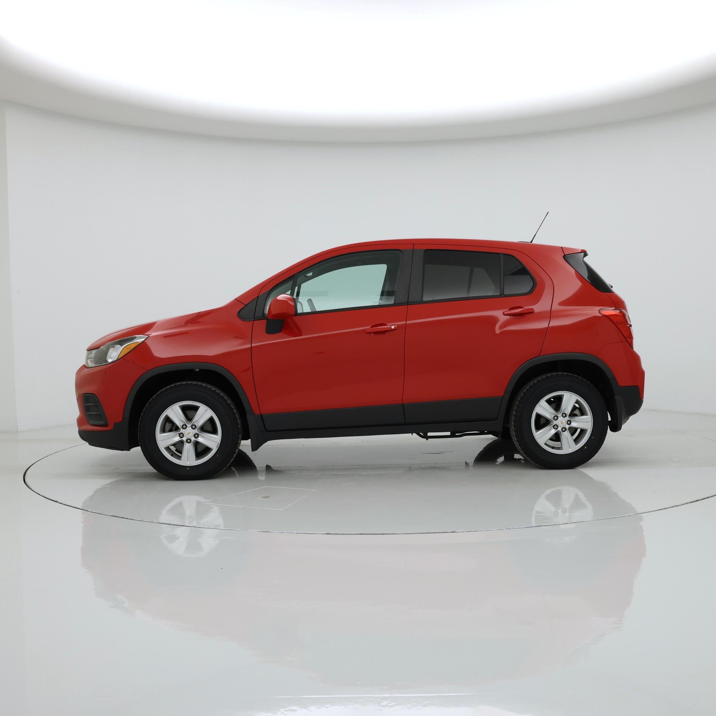 Thumbnail: 2020 Chevrolet Trax - 3
