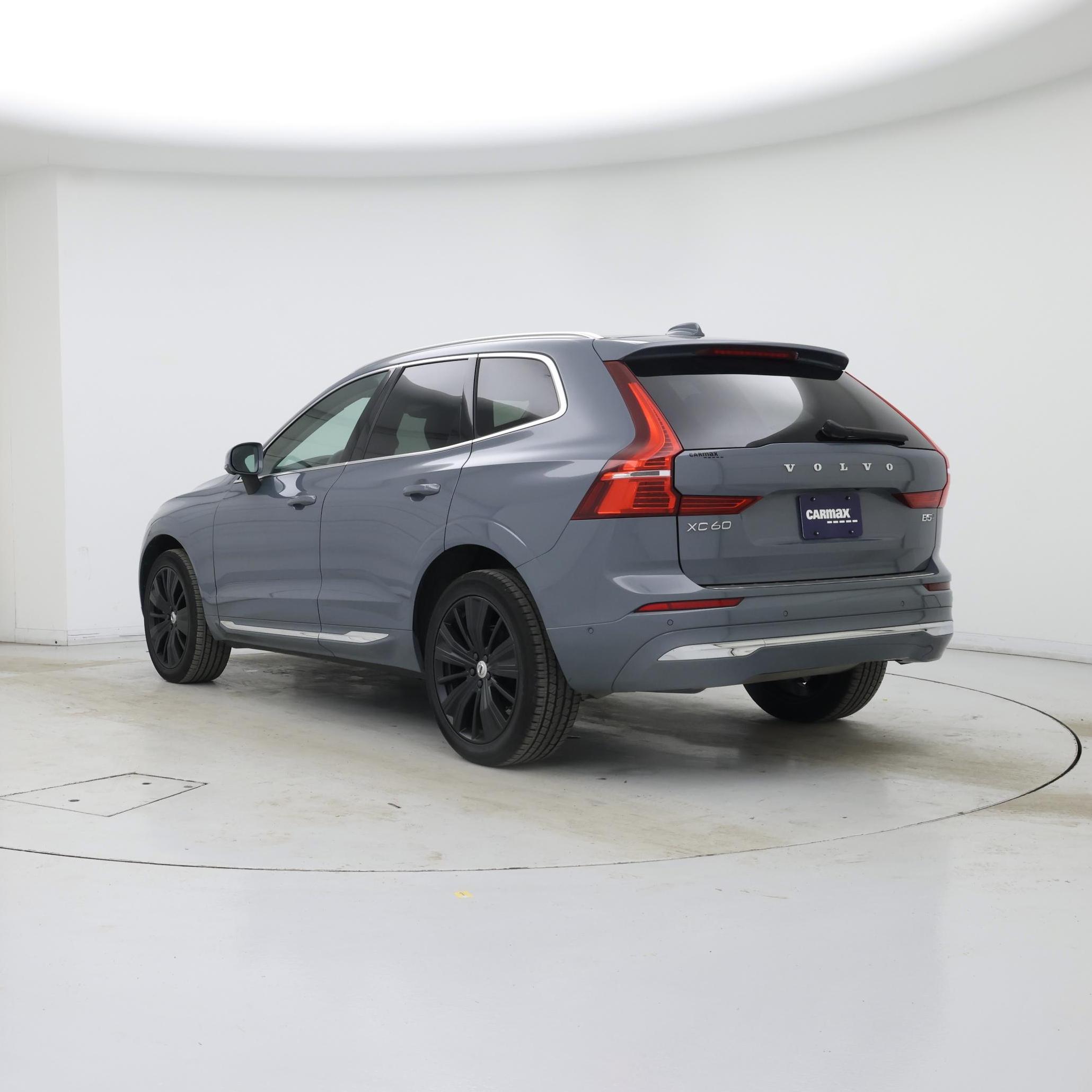 Thumbnail: 2023 Volvo XC60 - 2
