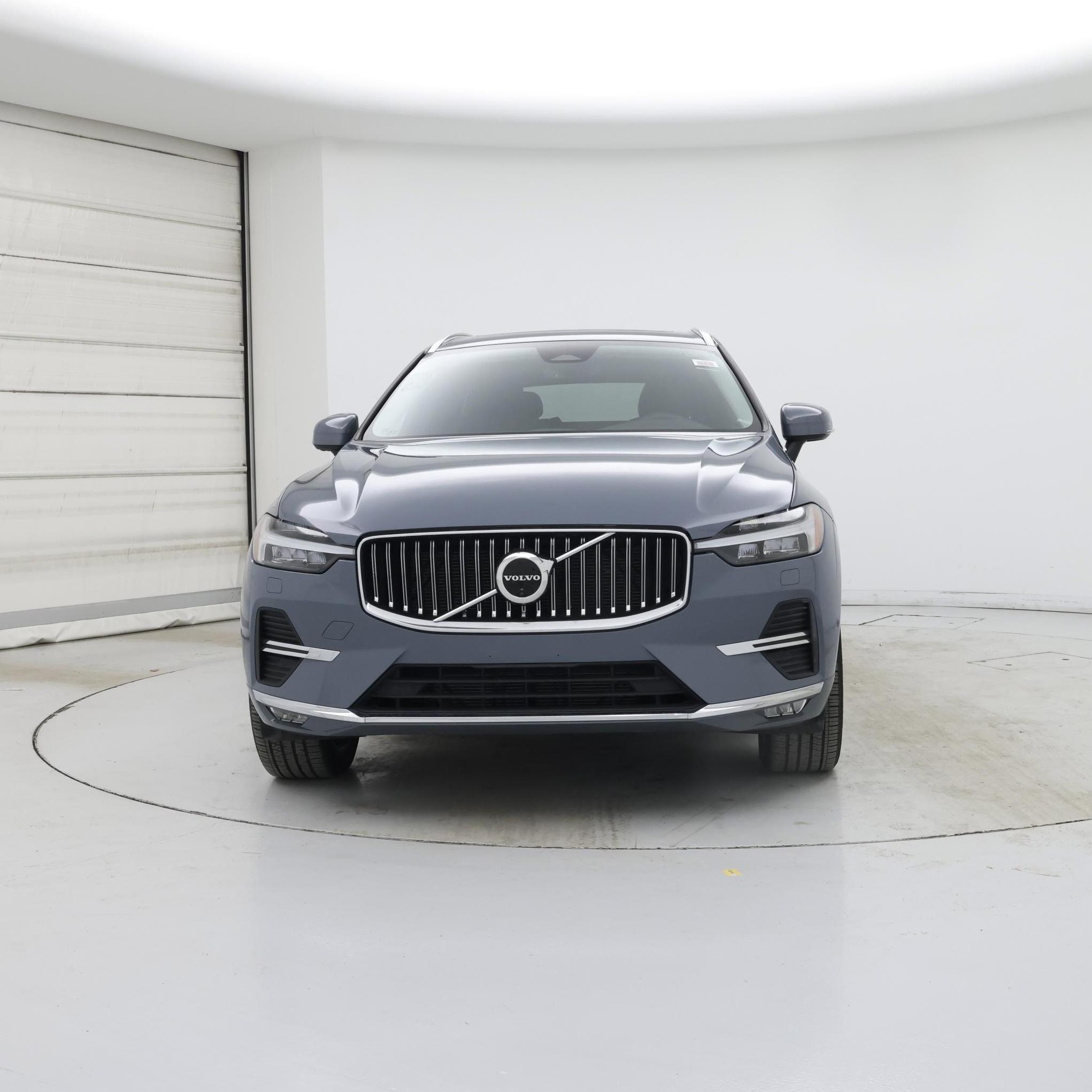 Thumbnail: 2023 Volvo XC60 - 5