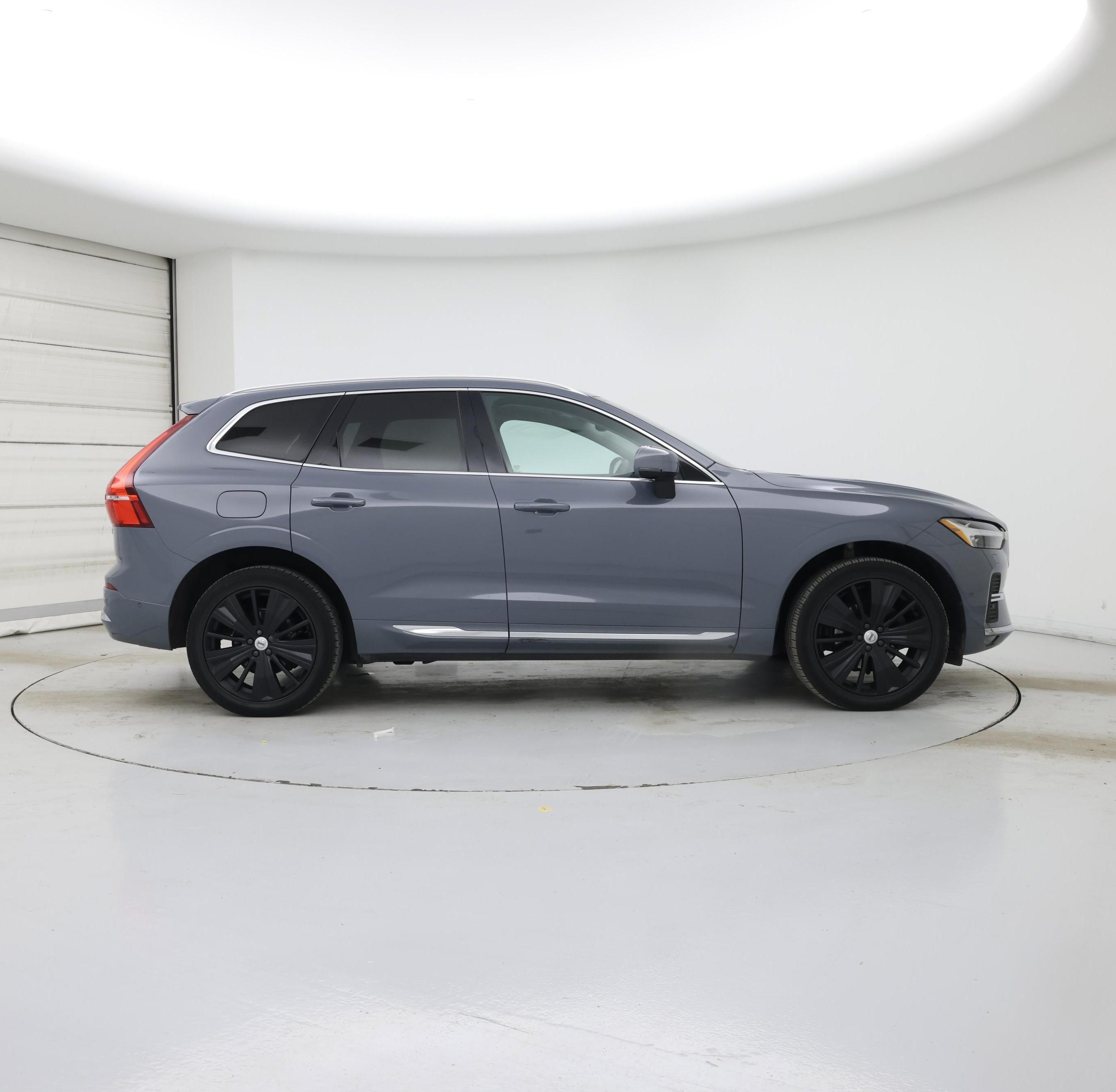 Thumbnail: 2023 Volvo XC60 - 7