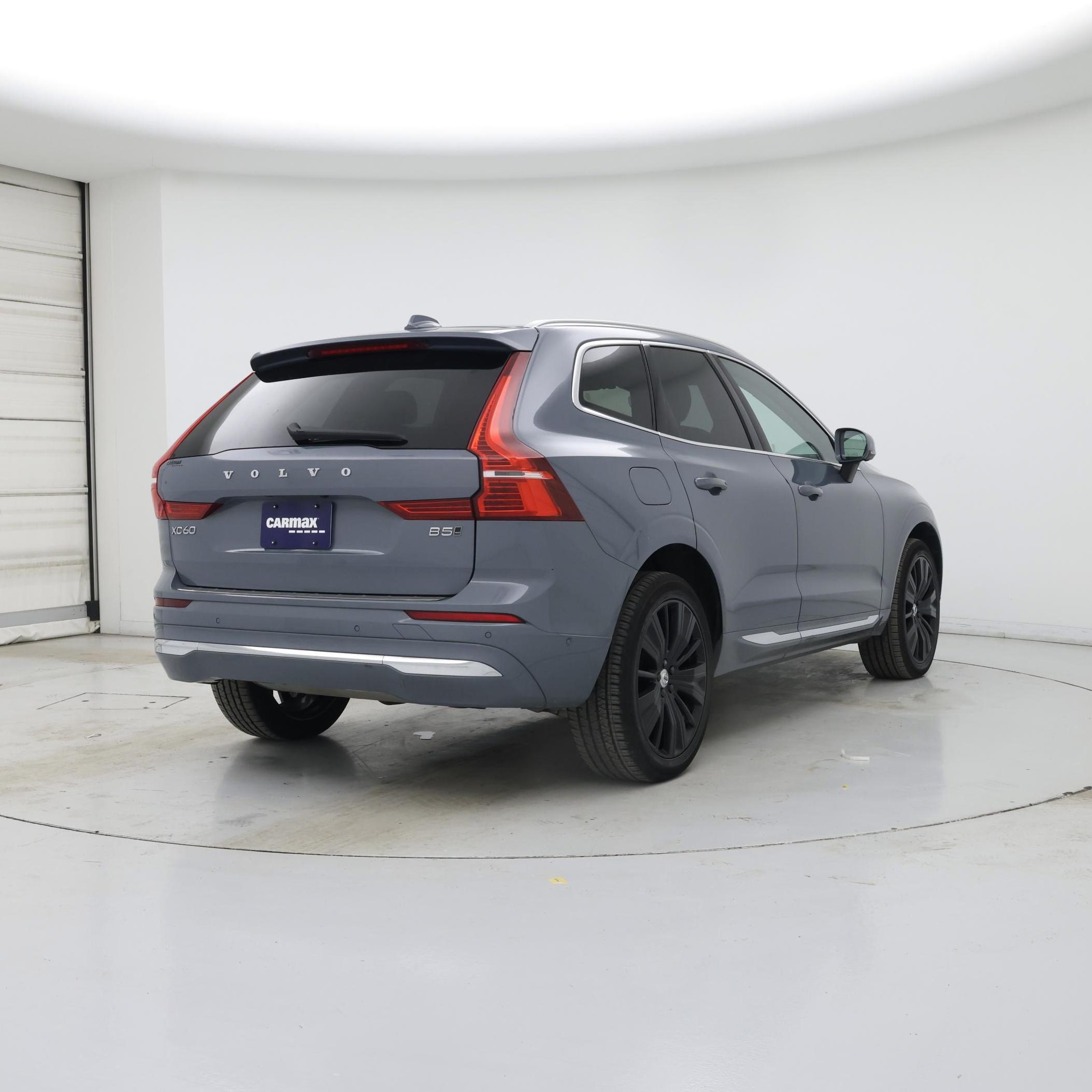 Thumbnail: 2023 Volvo XC60 - 8