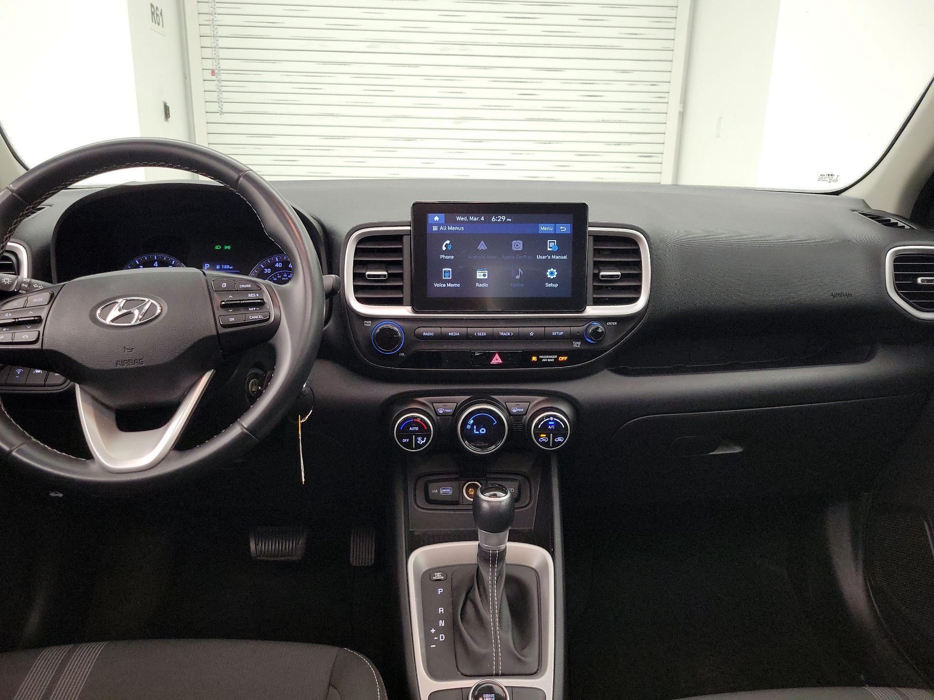 Thumbnail: 2022 Hyundai Venue - 9