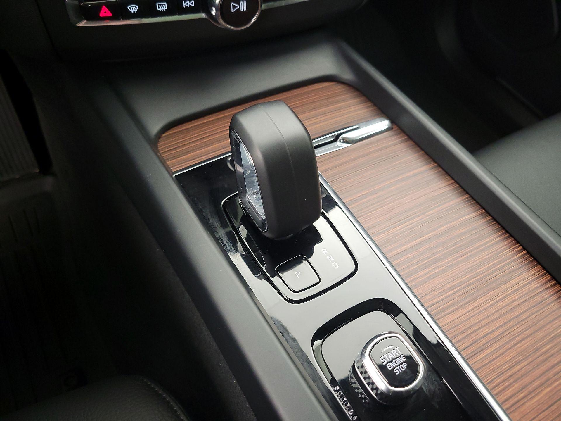 Thumbnail: 2023 Volvo XC60 - 17