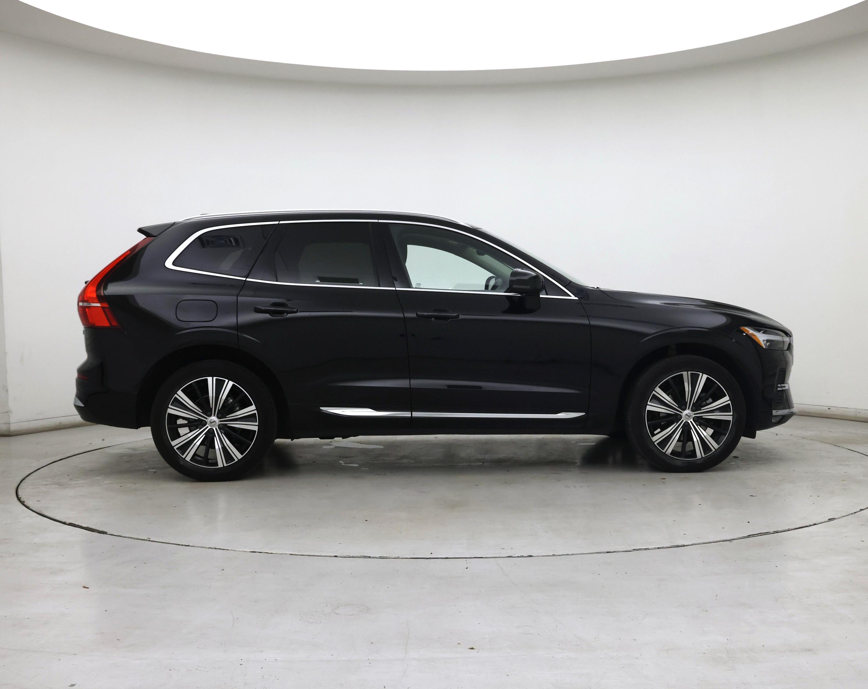 Thumbnail: 2023 Volvo XC60 - 7
