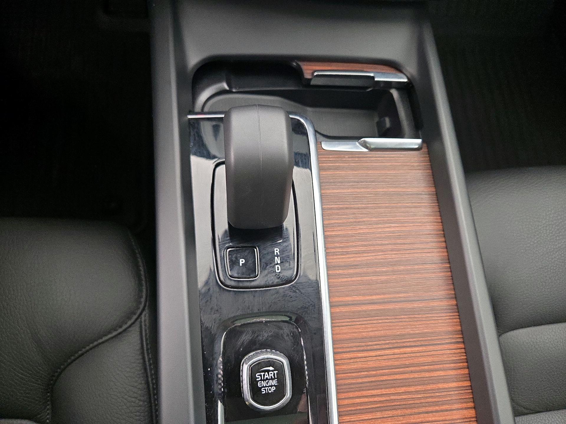 Thumbnail: 2023 Volvo XC60 - 18