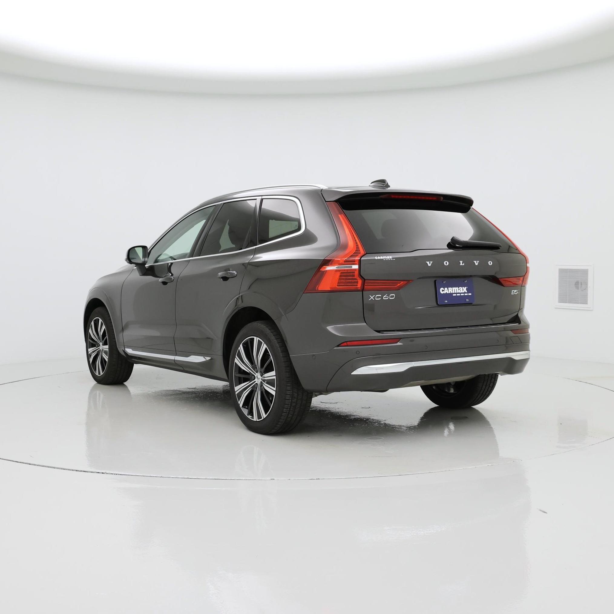 Thumbnail: 2023 Volvo XC60 - 2
