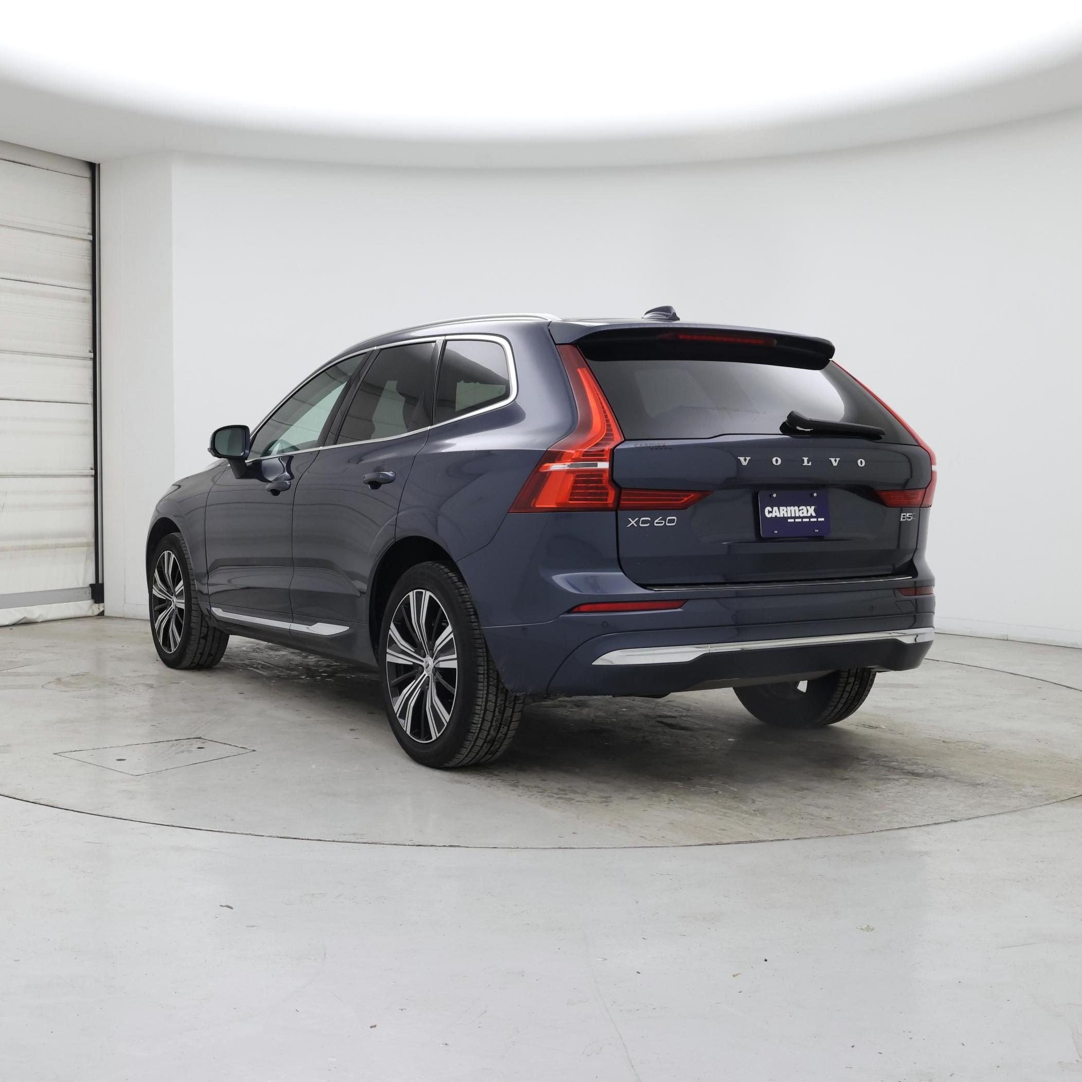 Thumbnail: 2023 Volvo XC60 - 2