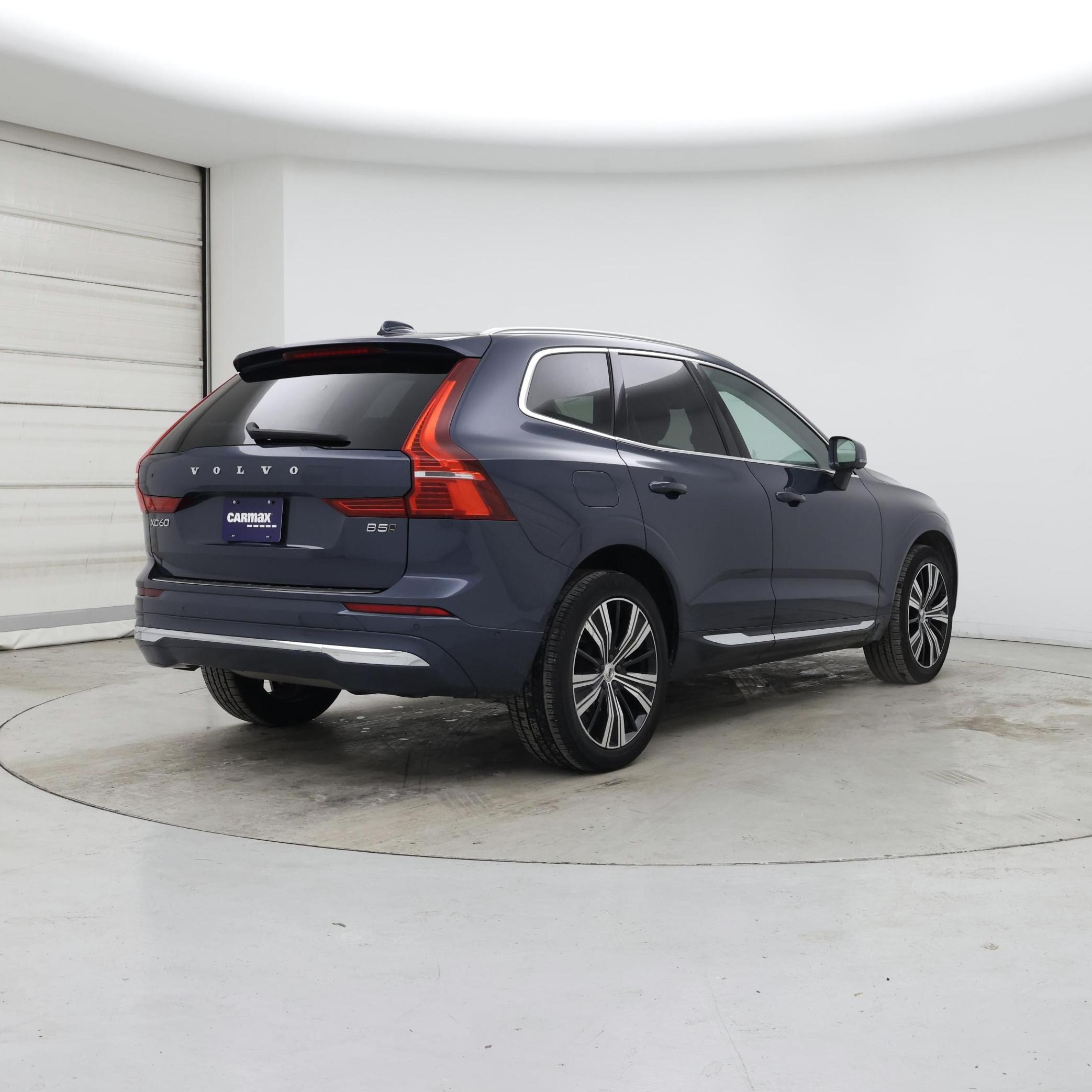 Thumbnail: 2023 Volvo XC60 - 8