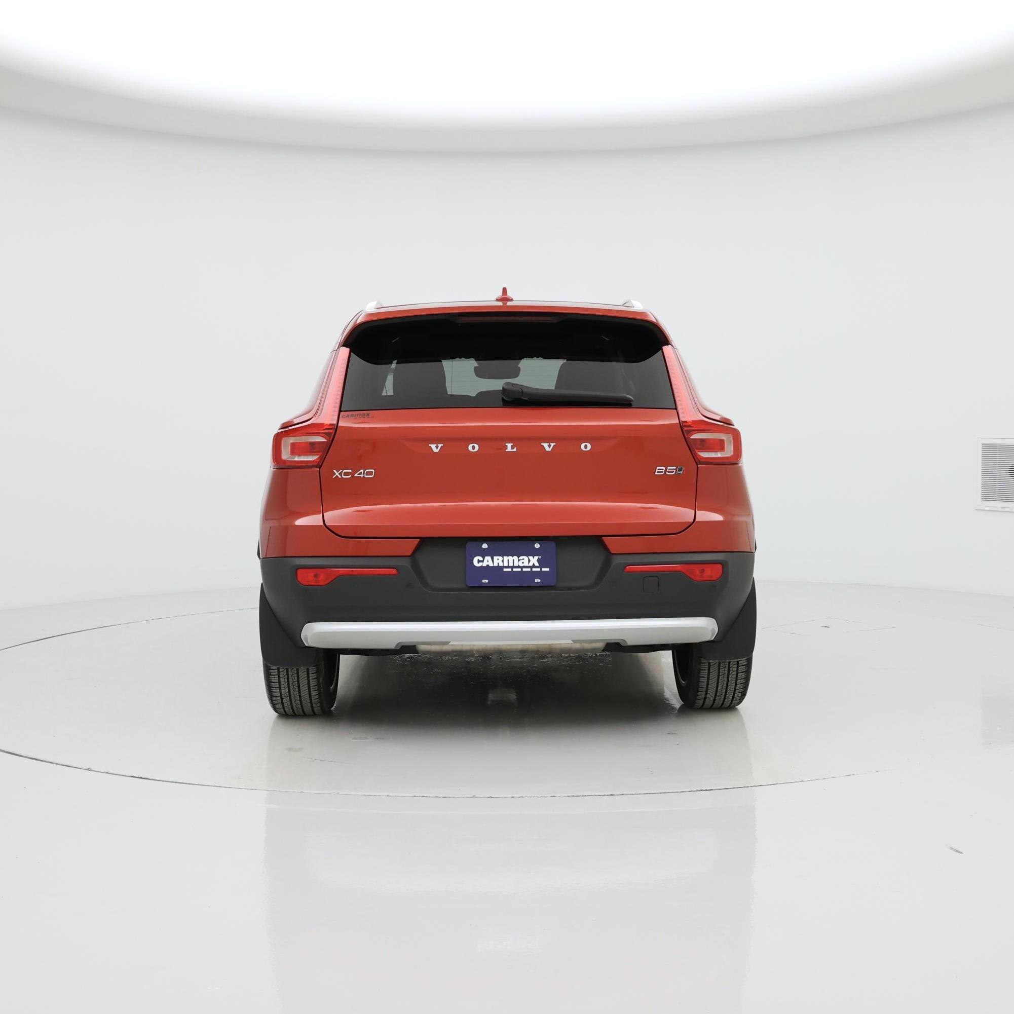 Thumbnail: 2024 Volvo XC40 - 6