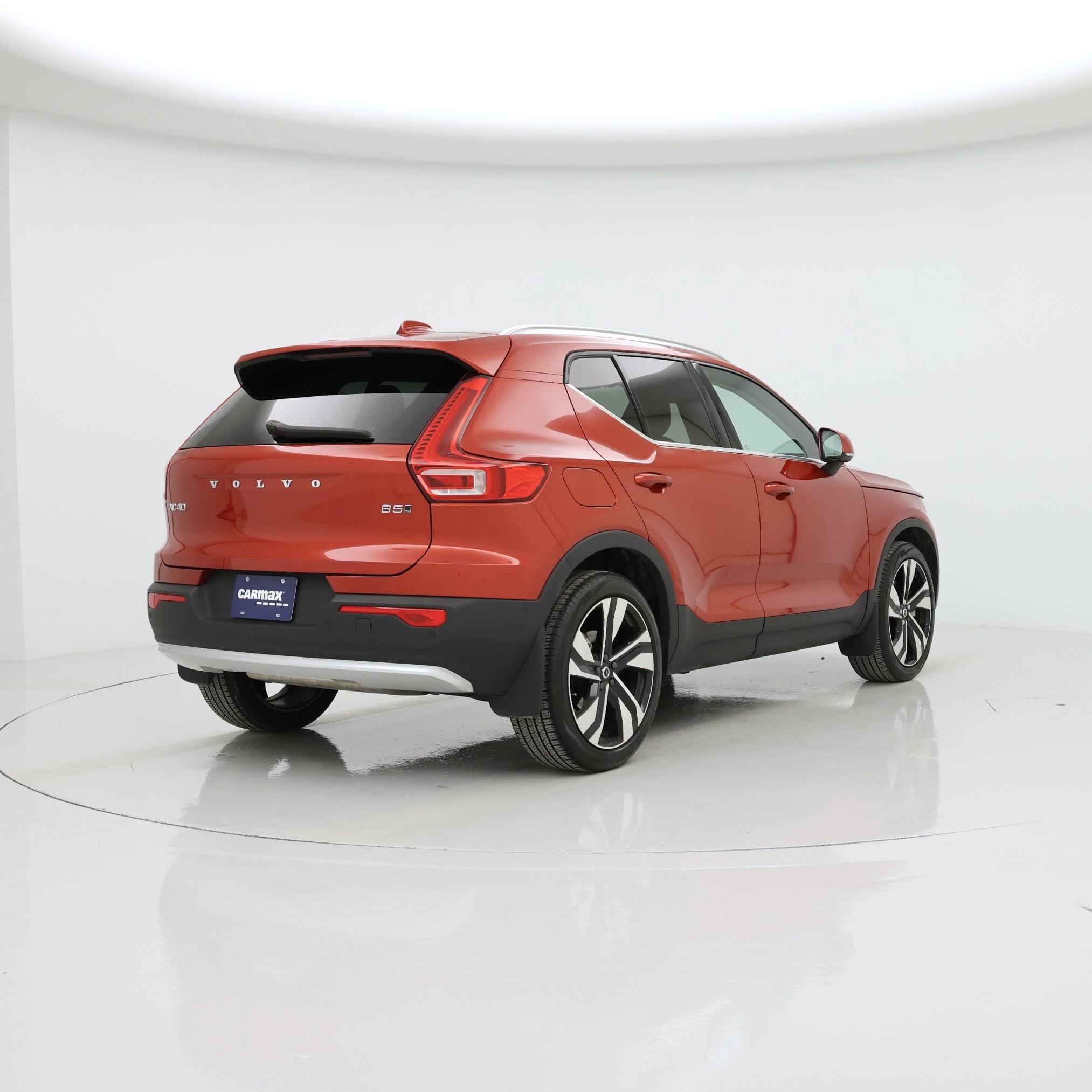 Thumbnail: 2024 Volvo XC40 - 8