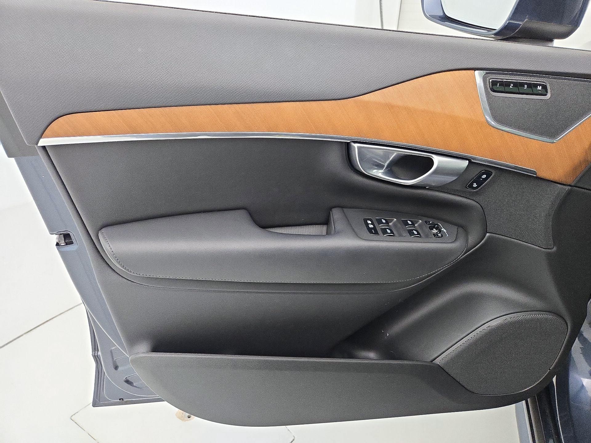 Thumbnail: 2024 Volvo XC90 - 12