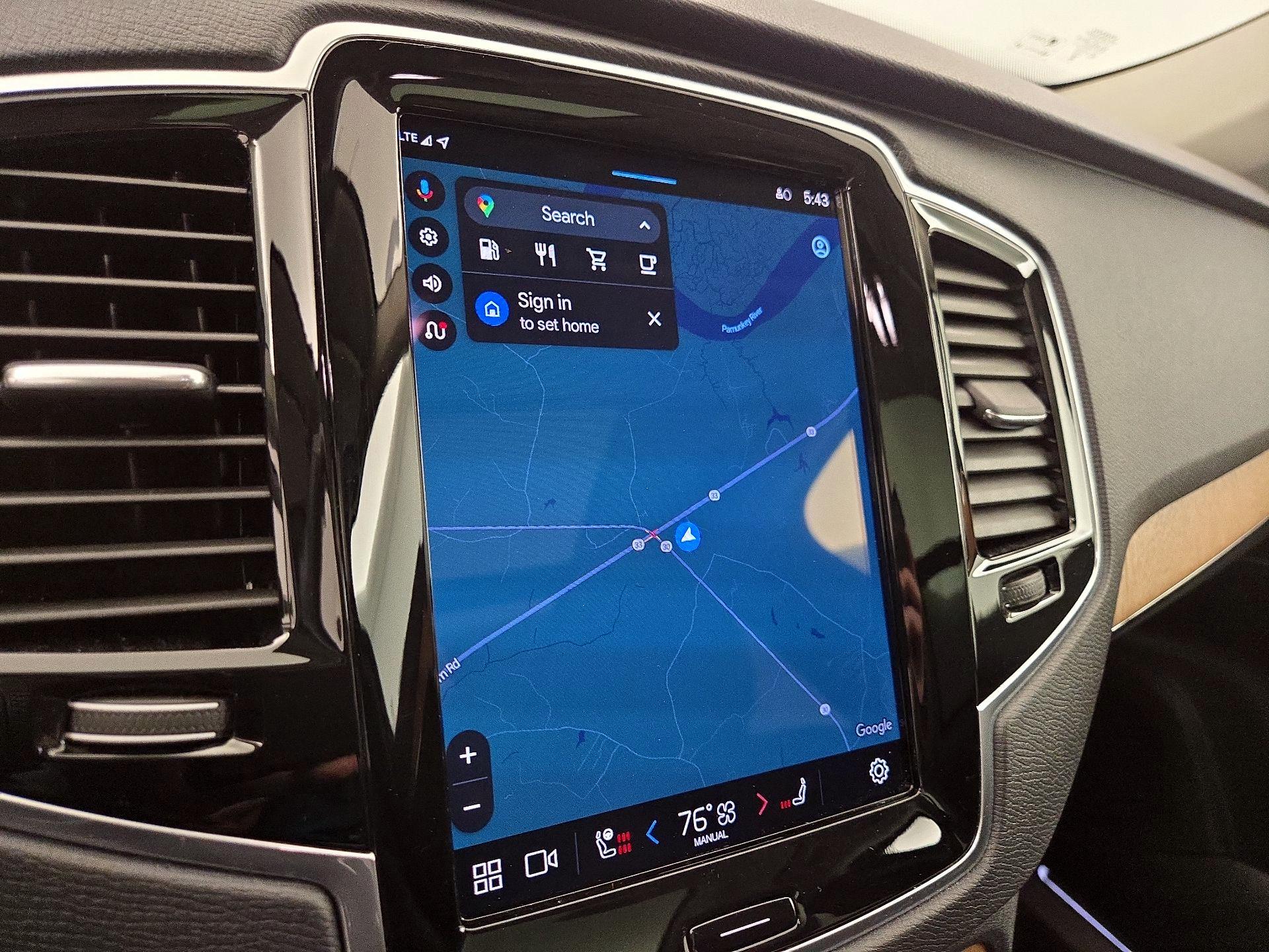 Thumbnail: 2024 Volvo XC90 - 14