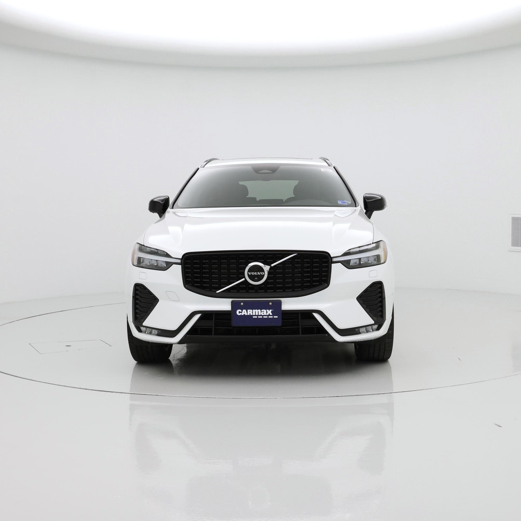 Thumbnail: 2023 Volvo XC60 - 5