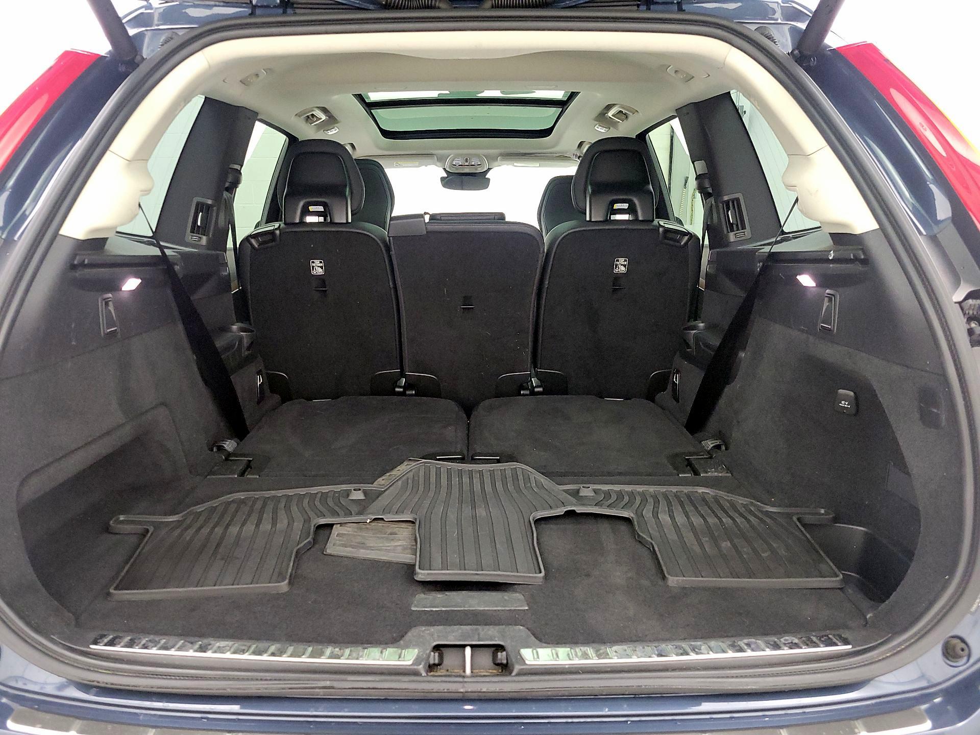 Thumbnail: 2023 Volvo XC90 - 20