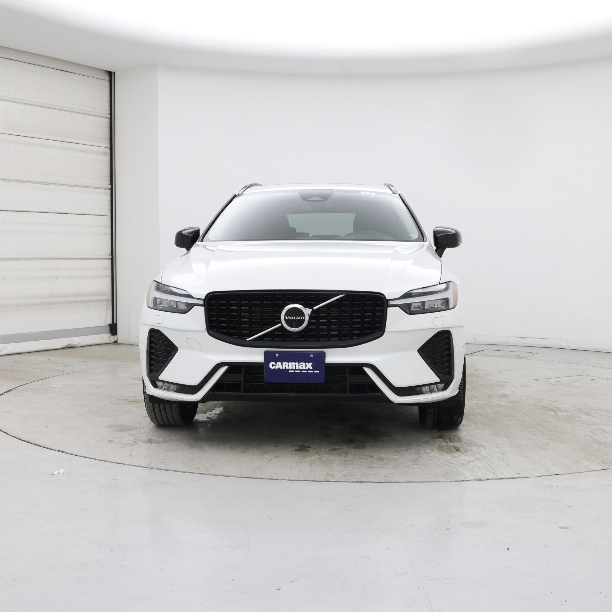 Thumbnail: 2023 Volvo XC60 - 5