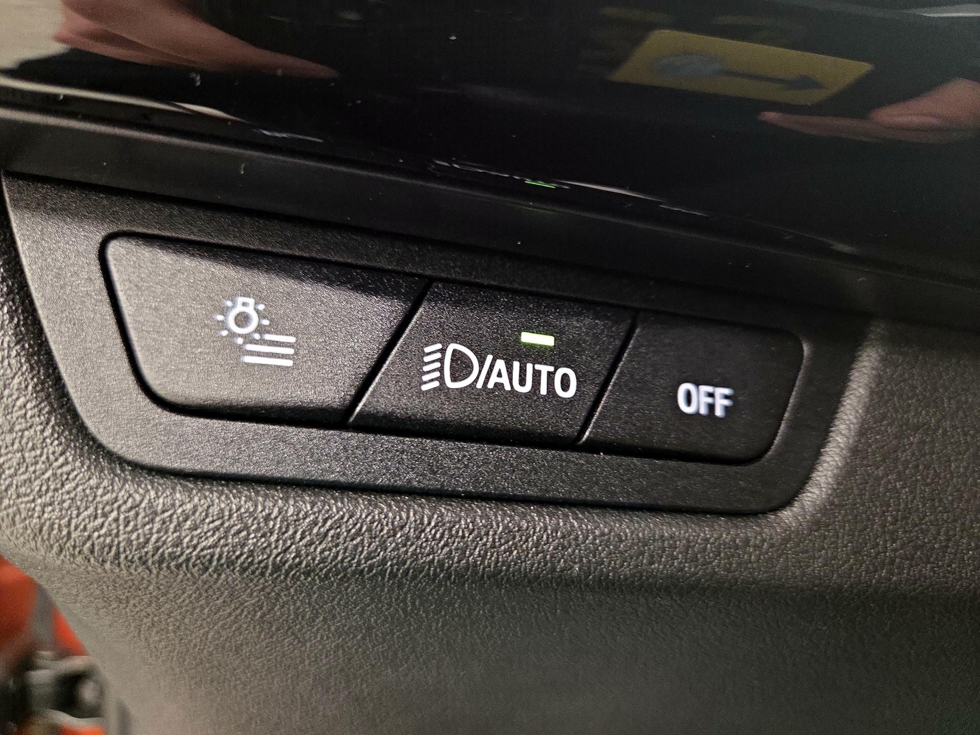 Thumbnail: 2023 BMW X1 - 13